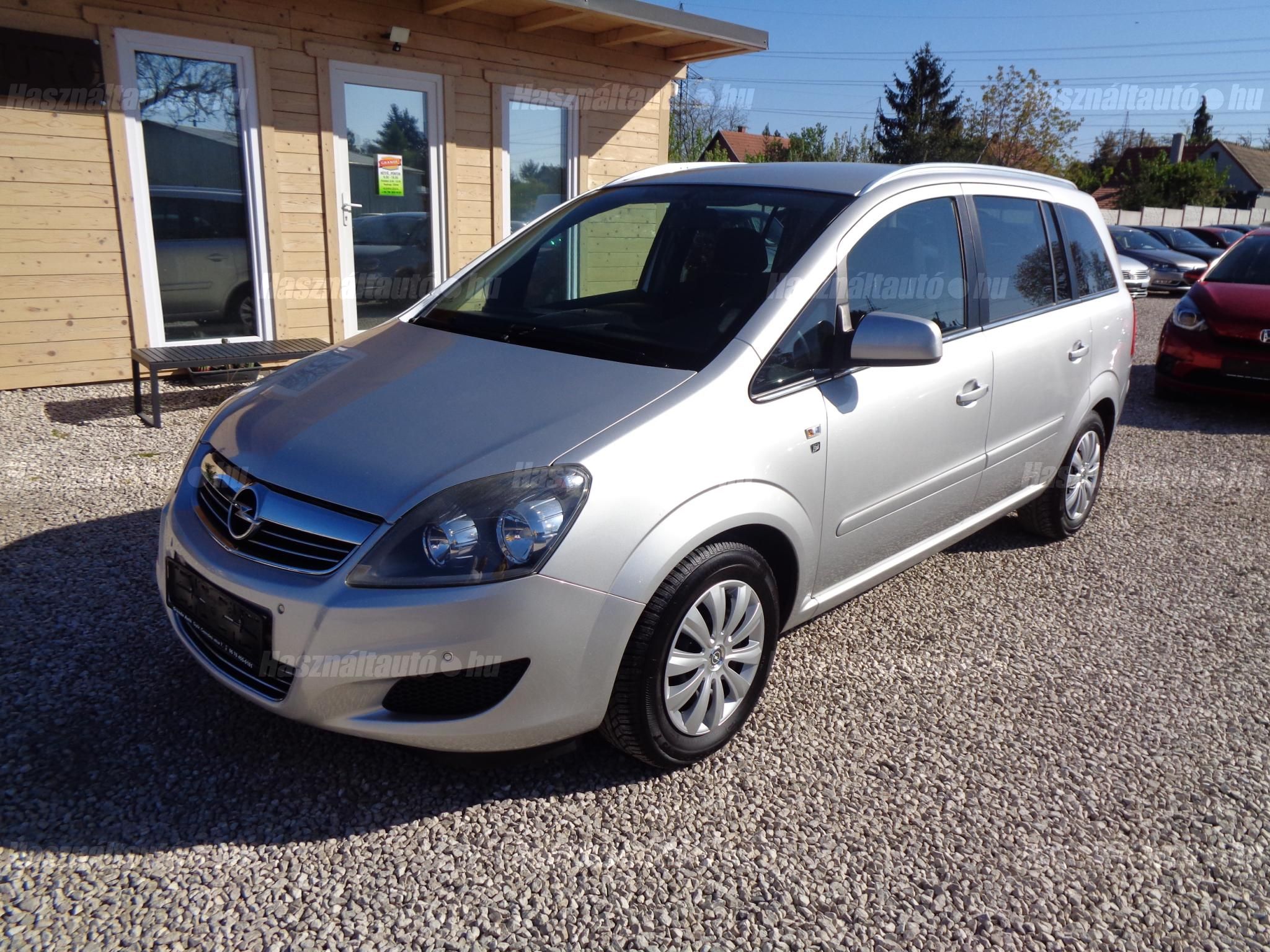 OPEL ZAFIRA B 2010/3 - 1