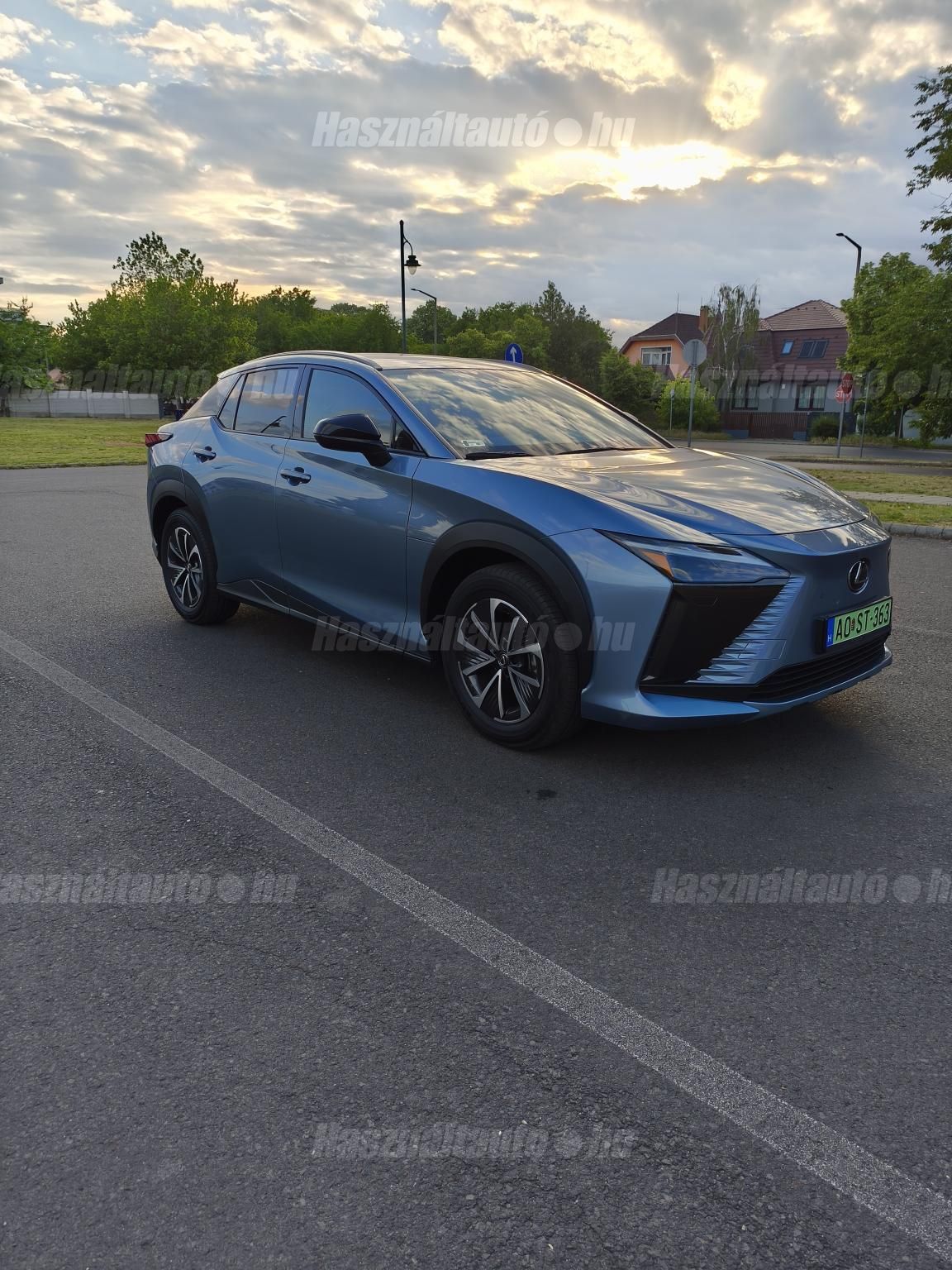 LEXUS RZ 2025/6 - 1