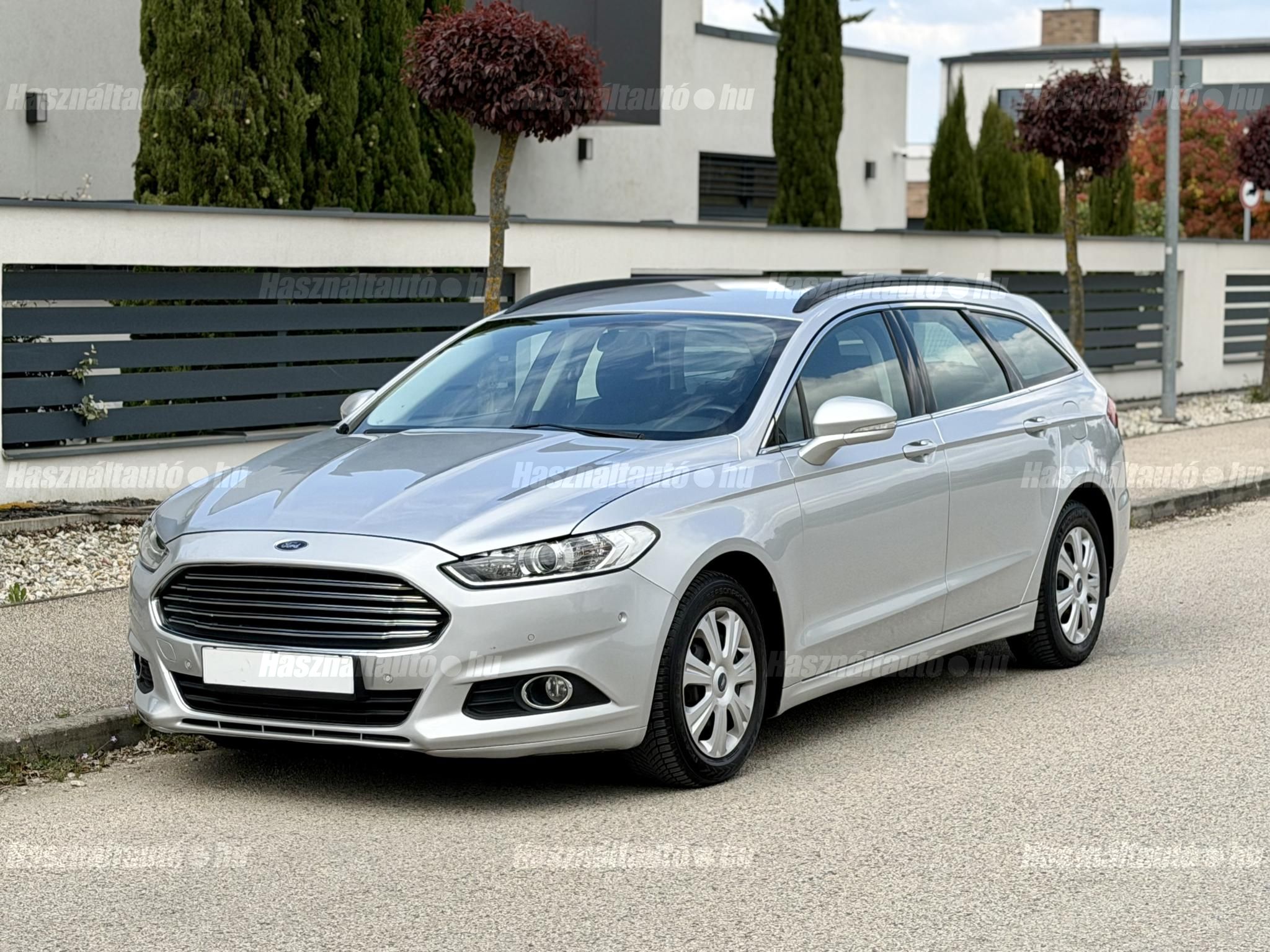 FORD MONDEO 2015/6 - 1