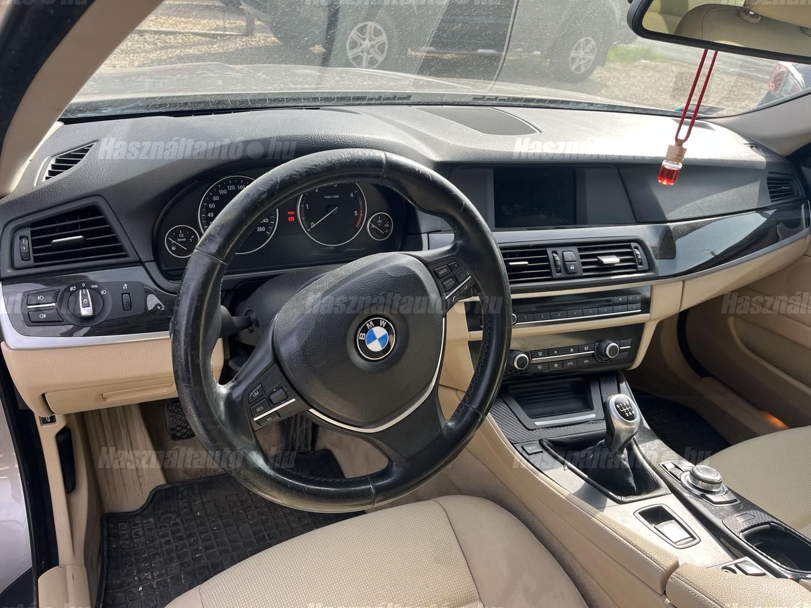 BMW 525 2010/10 - 1