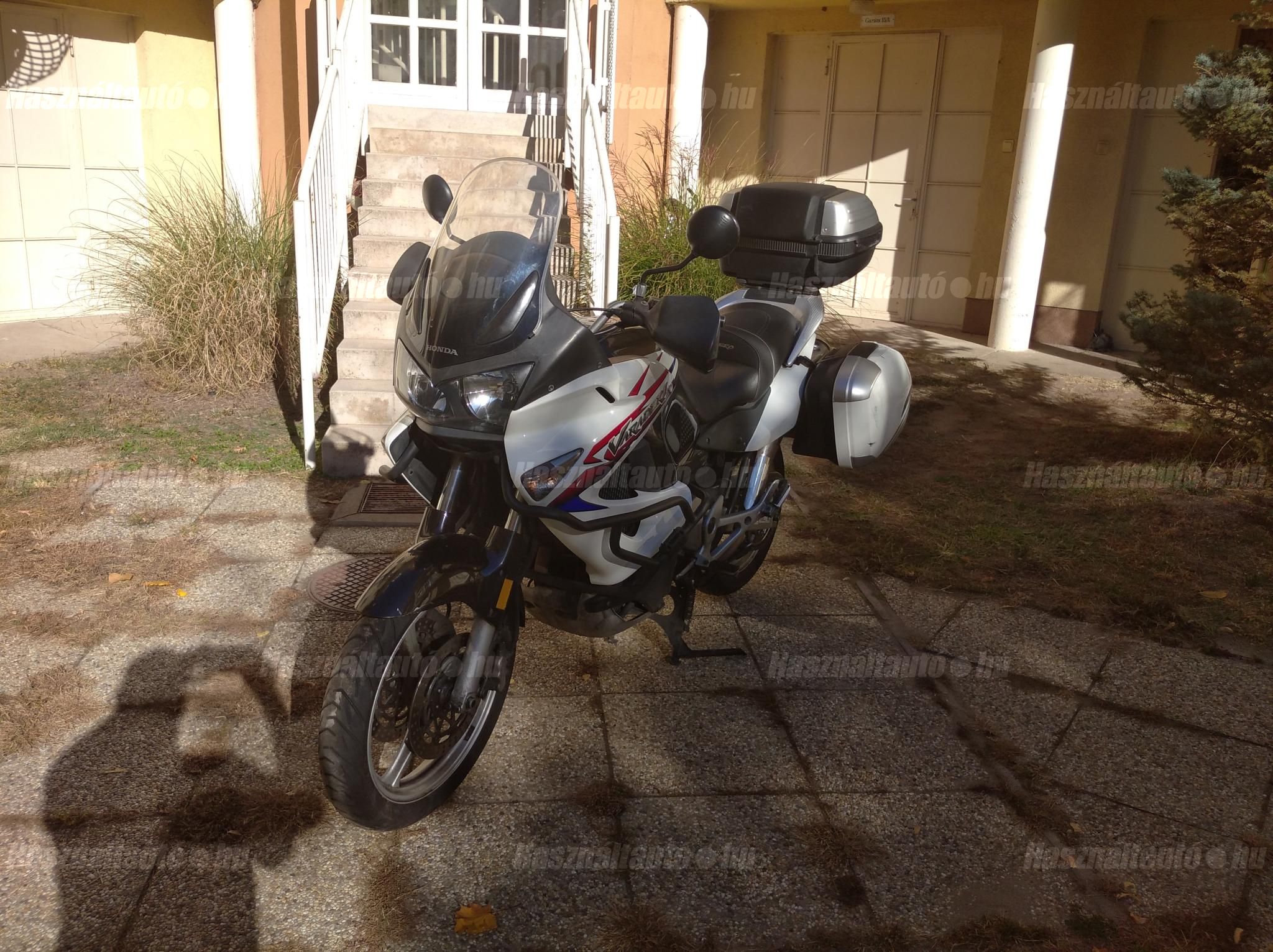 HONDA XL 1000 V  (VARADERO) 2011 - 1