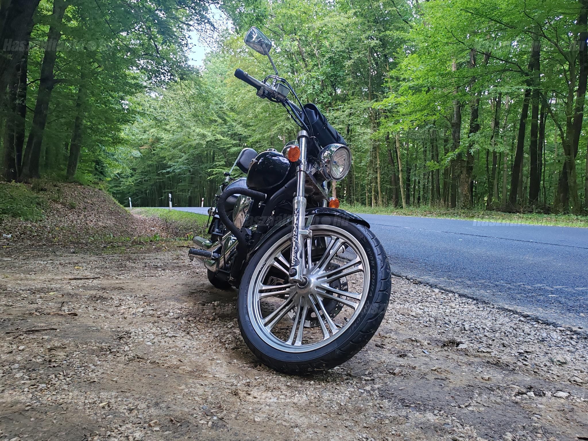 KAWASAKI VN 900 CUSTOM 2008/6 - 1