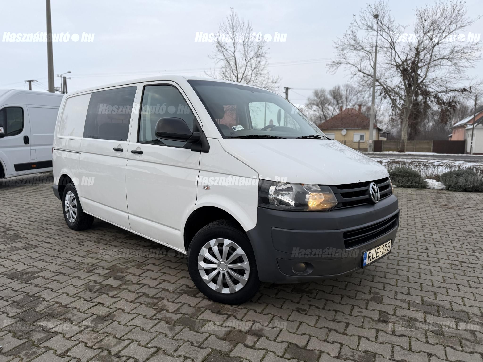 VOLKSWAGEN TRANSPORTER T5 2012/1 - 1