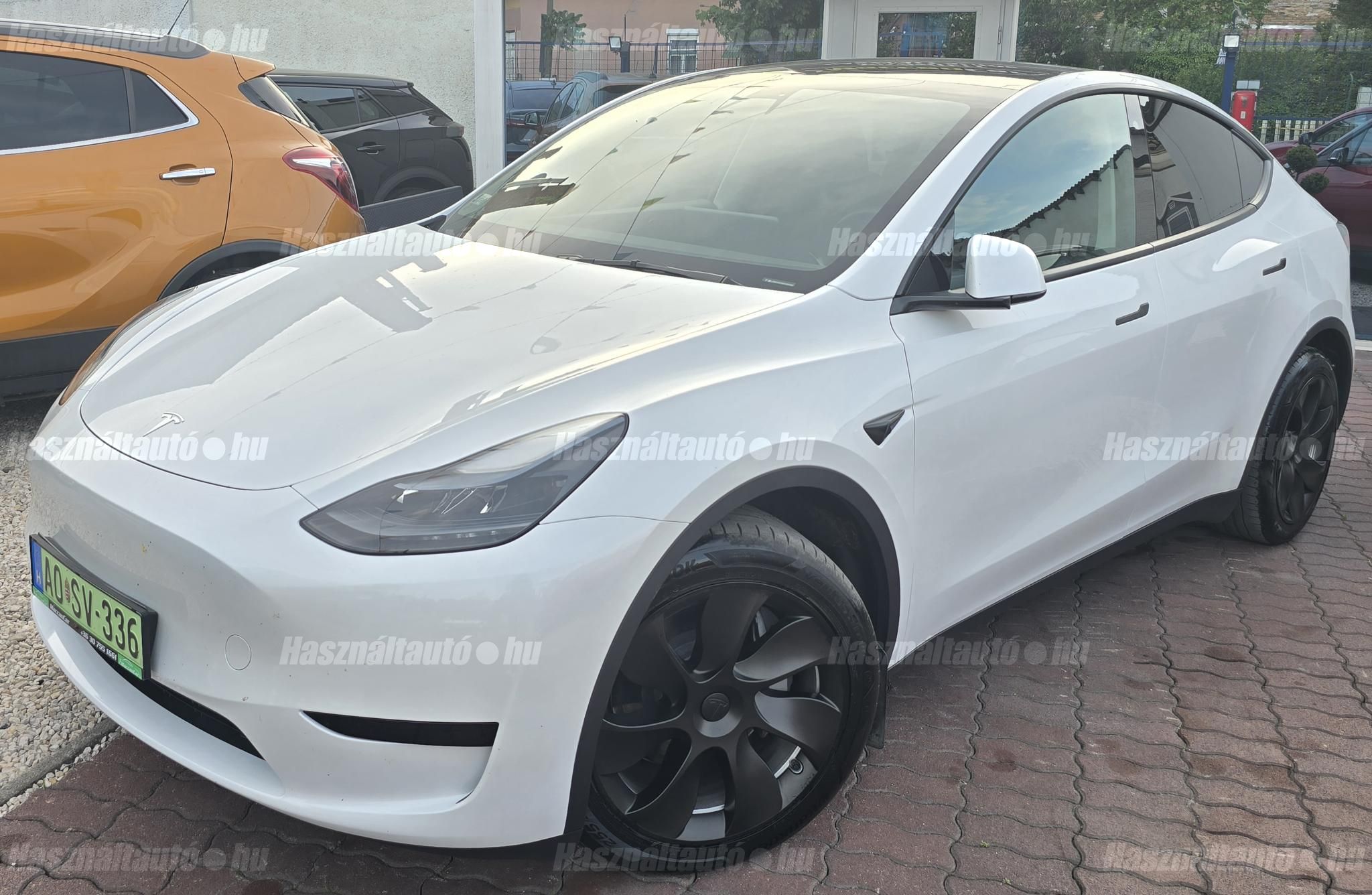 TESLA MODEL Y 2022/12 - 1