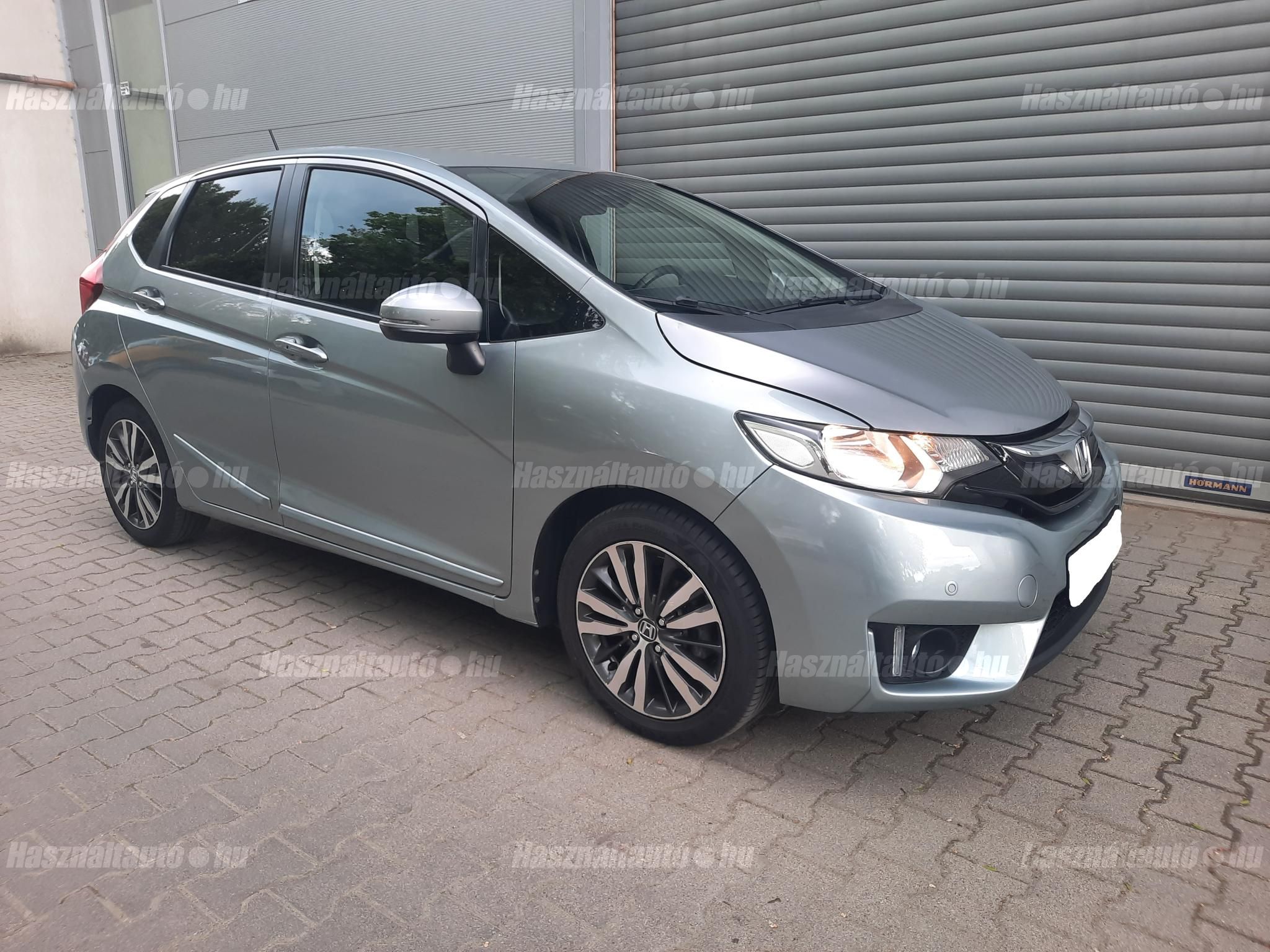 HONDA JAZZ 2016/8 - 1