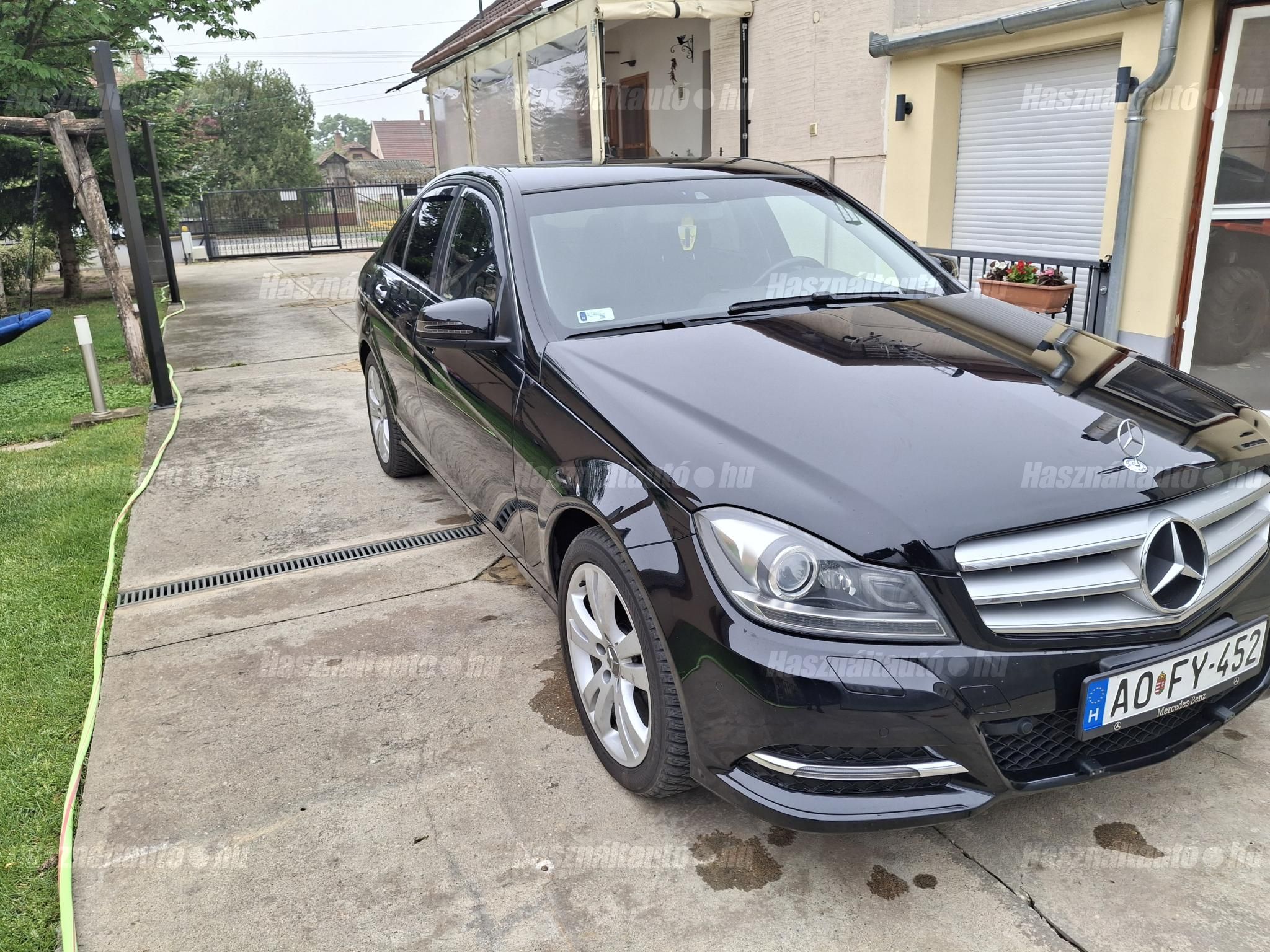 MERCEDES-BENZ C 200 2013/12 - 1