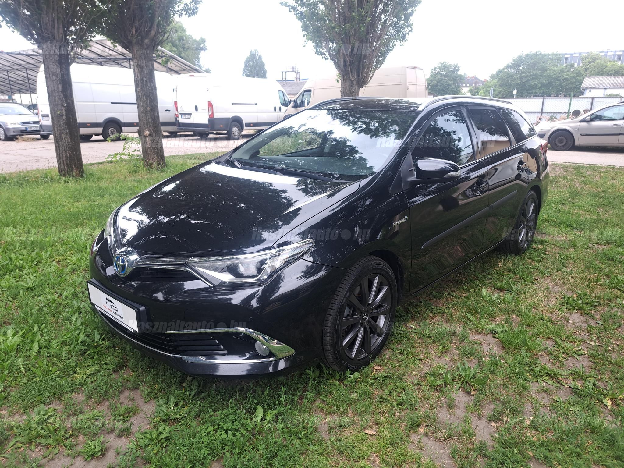 TOYOTA AURIS 2015/7 - 1
