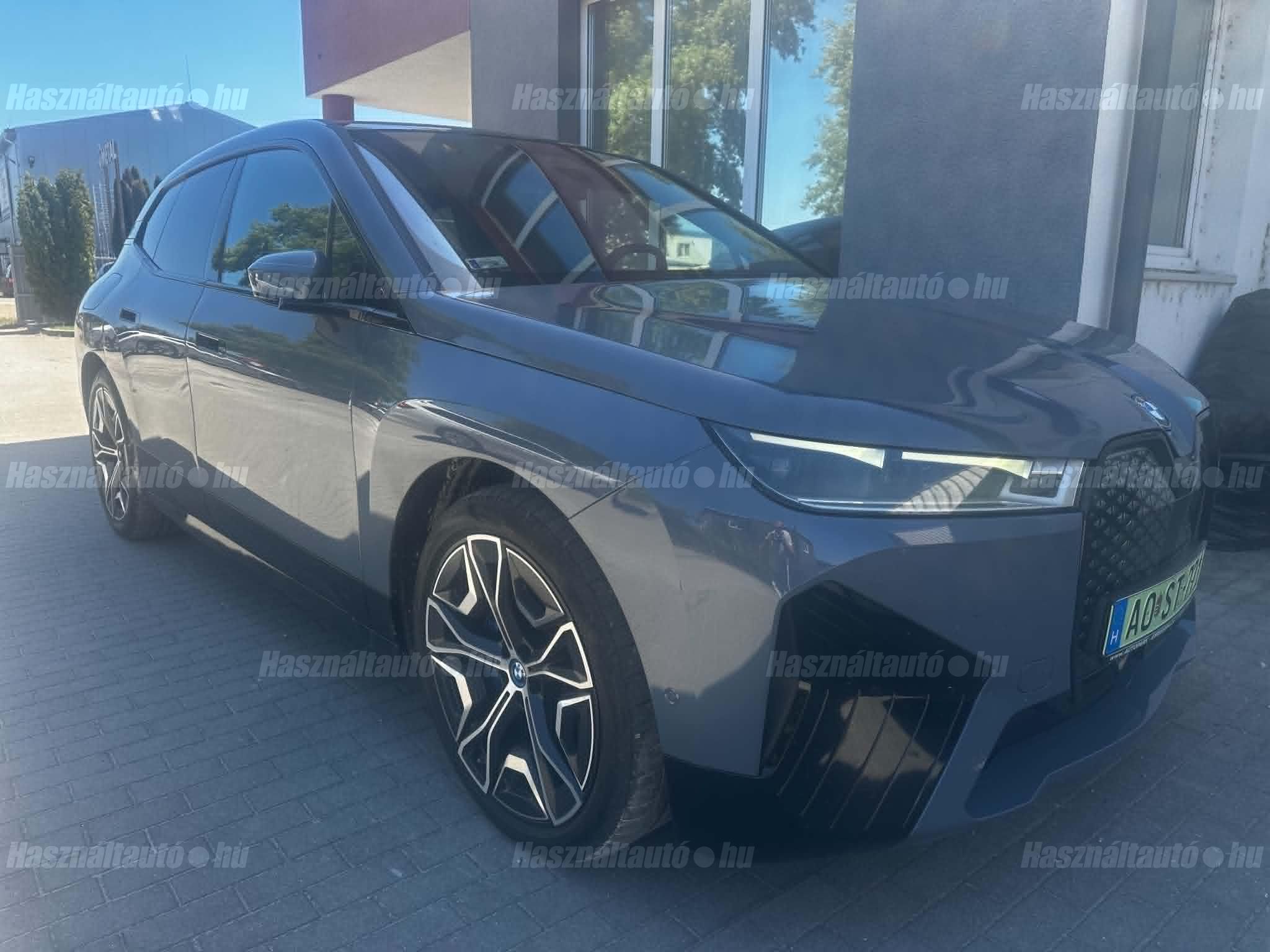 BMW IX 2022/11 - 1