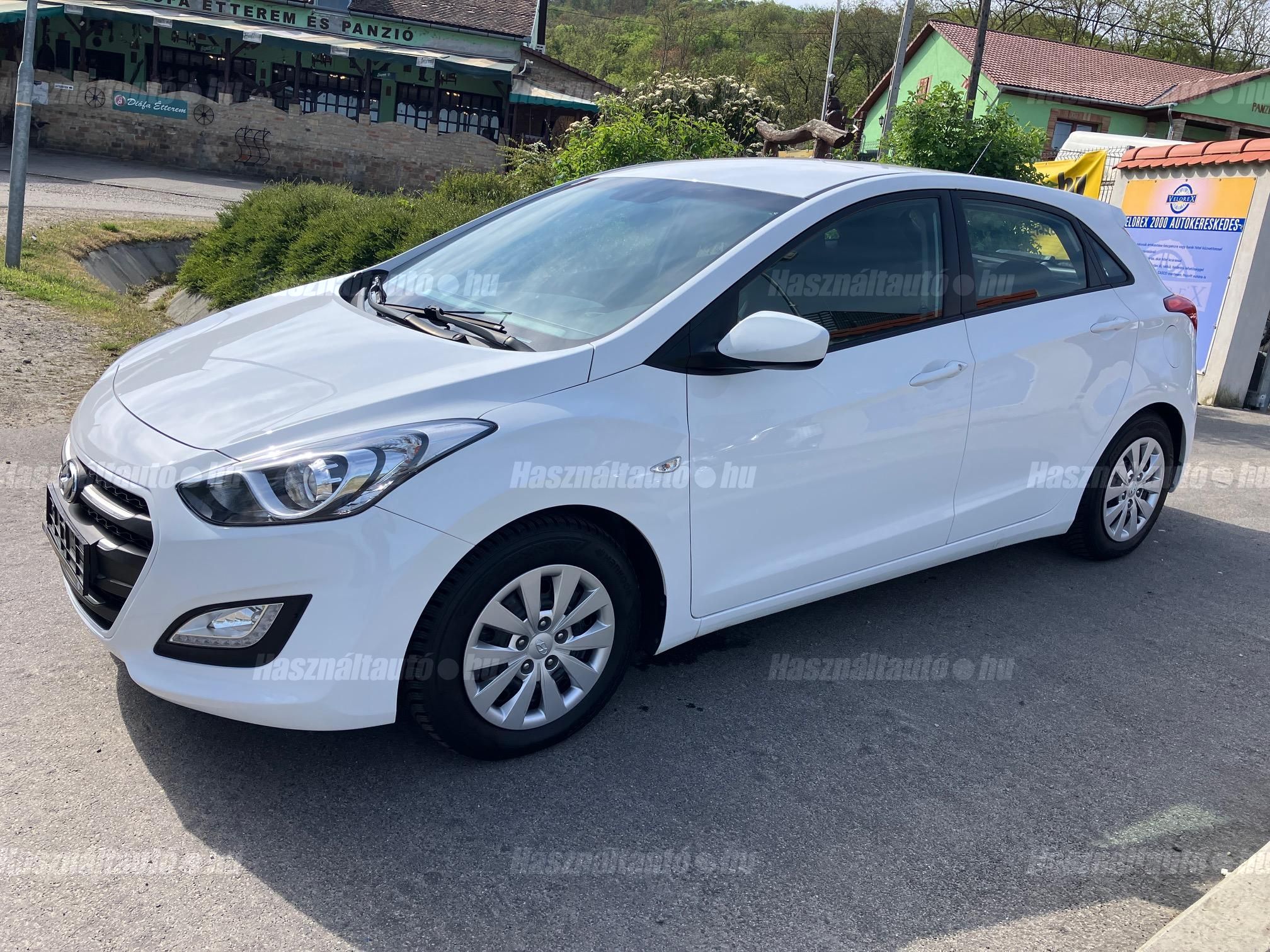 HYUNDAI I30 2015/6 - 1