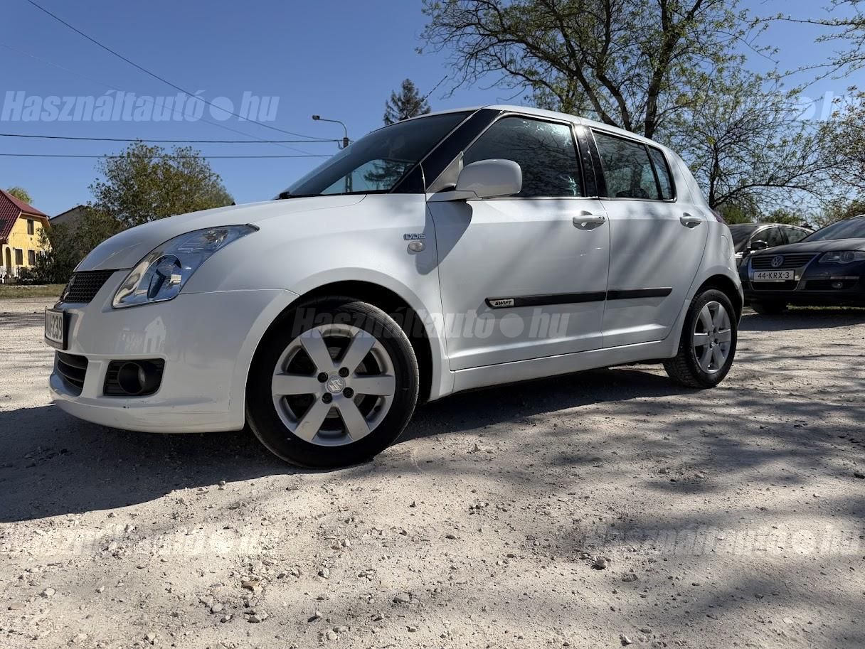 SUZUKI SWIFT 2008/12 - 1