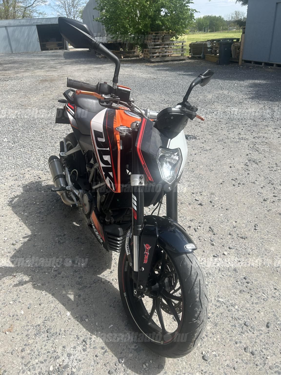 KTM 125 DUKE 2013/6 - 1