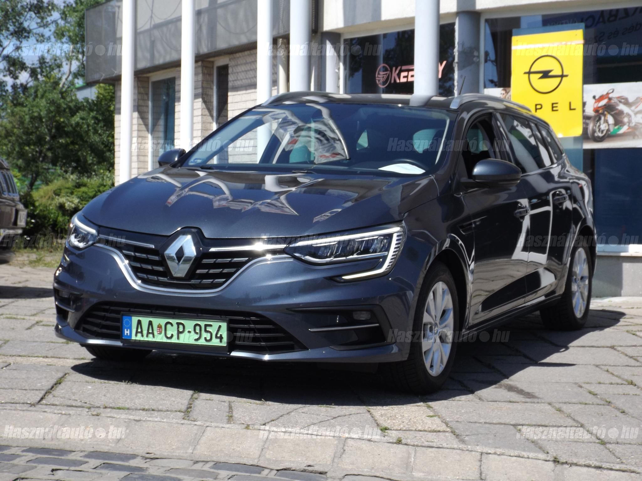 Opel márkakereskedés beszámolt autója!