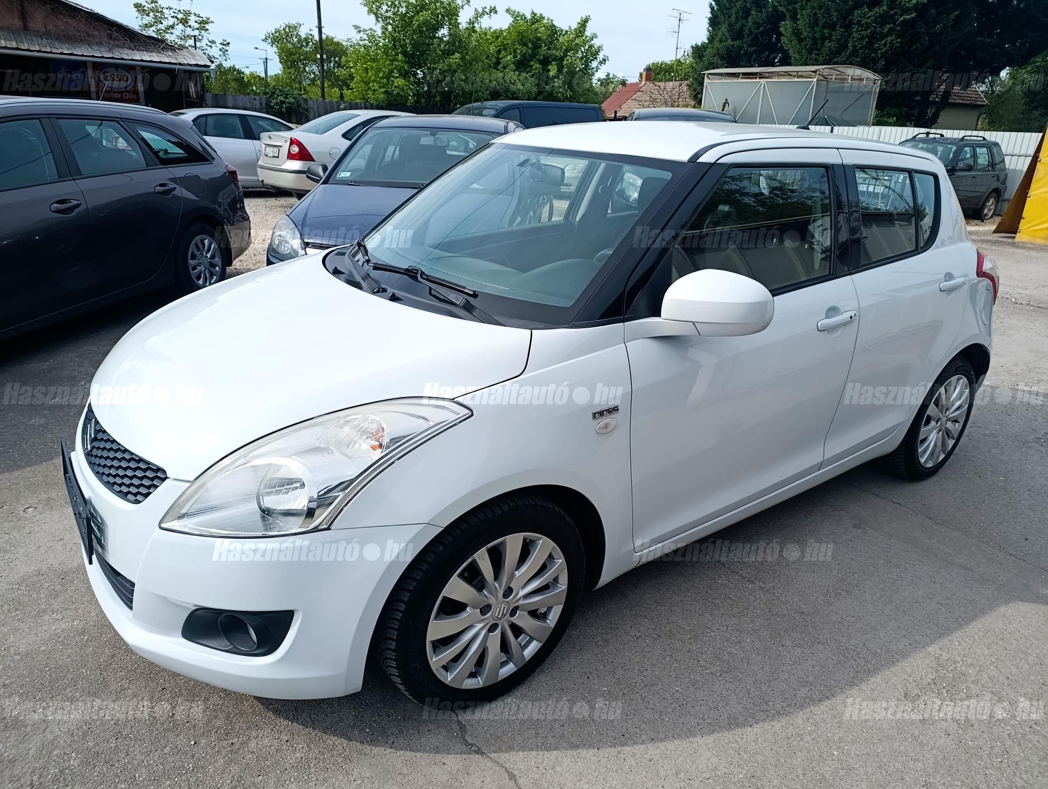 SUZUKI SWIFT 2011/11 - 1