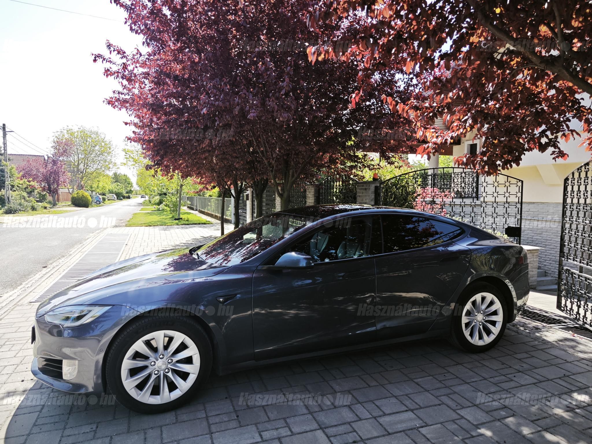 TESLA MODEL S 2017/12 - 1