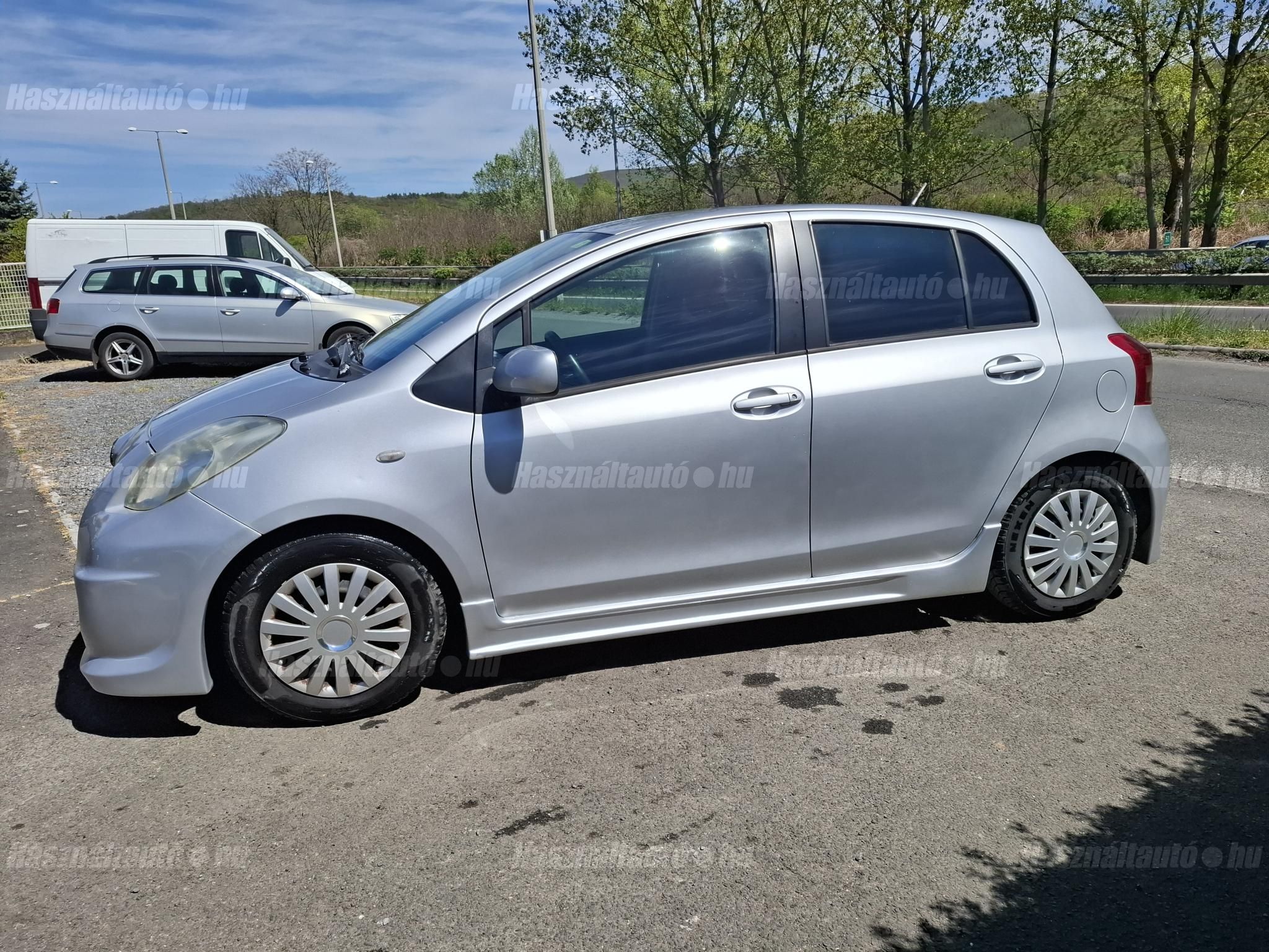 TOYOTA YARIS 2009/3 - 1