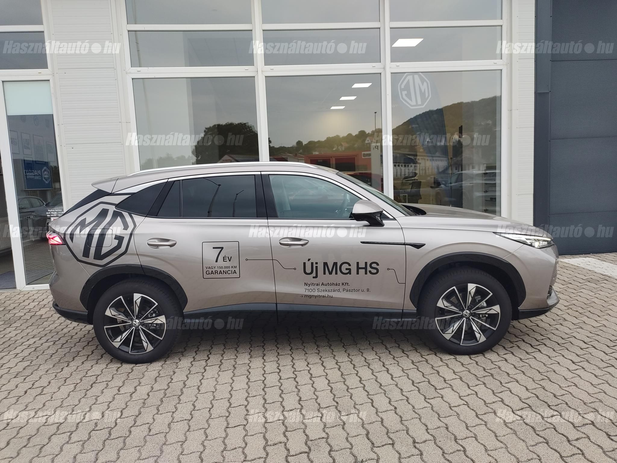 MG HS 2025/3 - 1