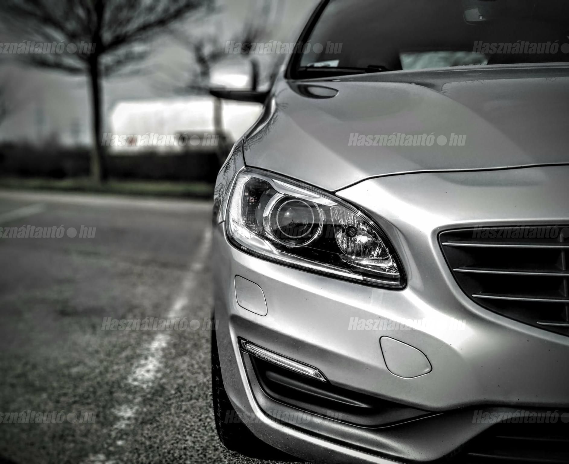 VOLVO V60 2014/11 - 1