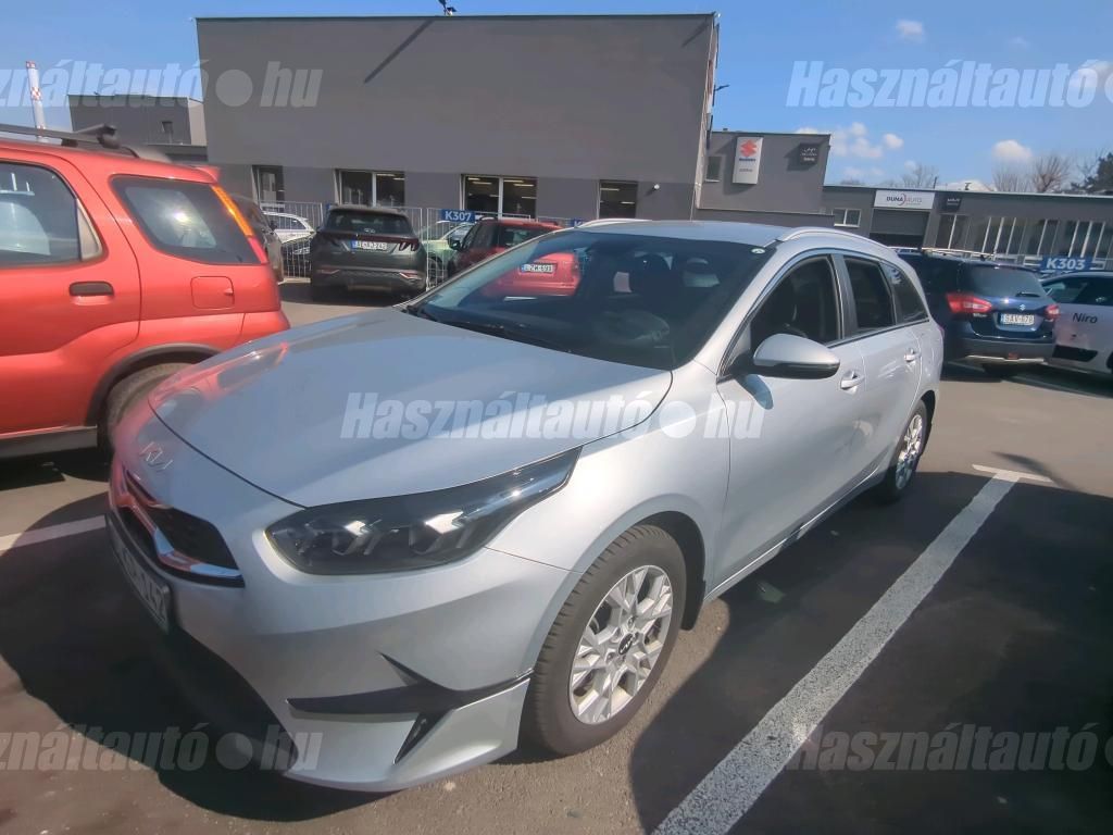 KIA CEE'D 2022/12 - 1