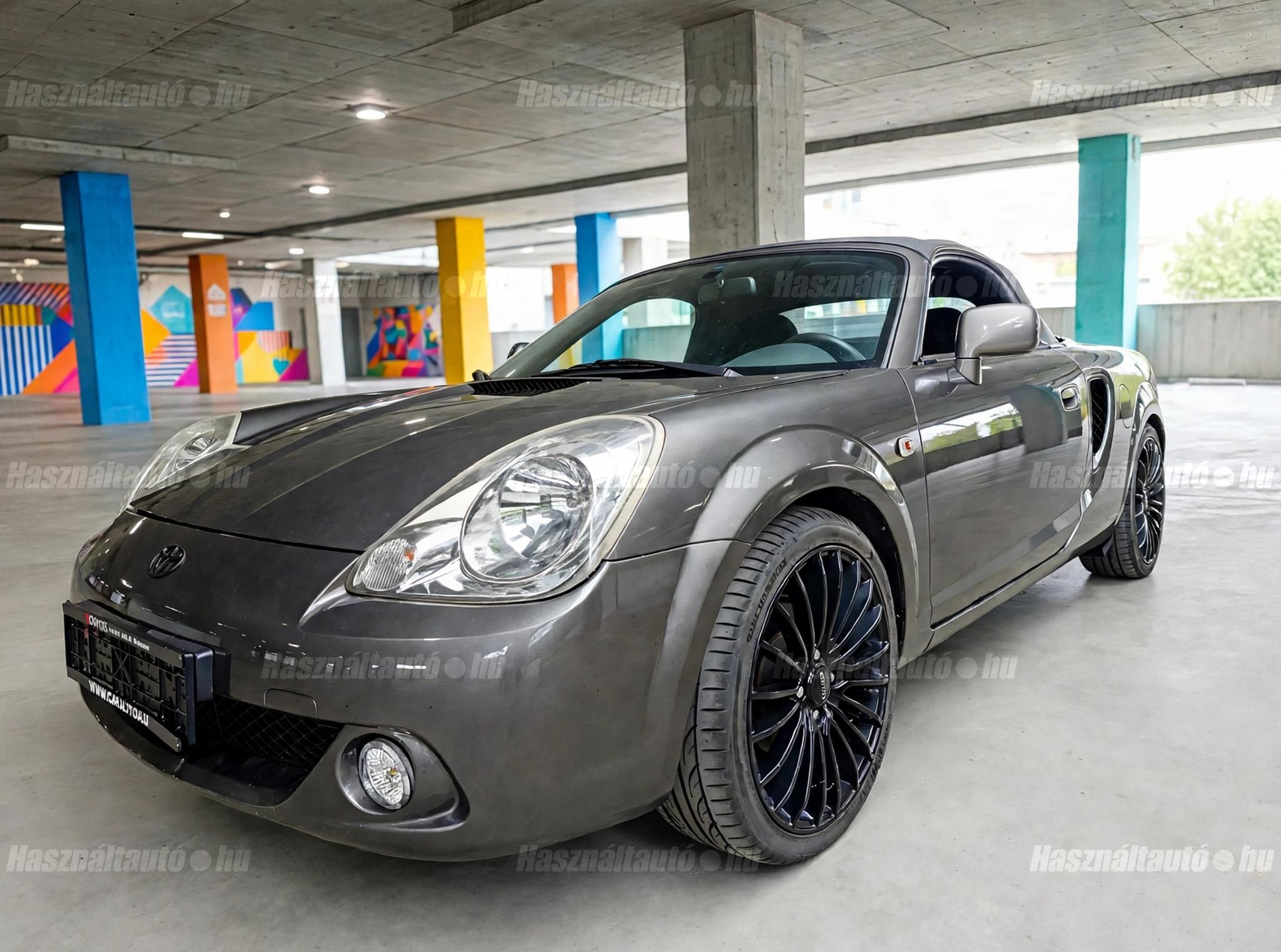TOYOTA MR 2 2003/4 - 1