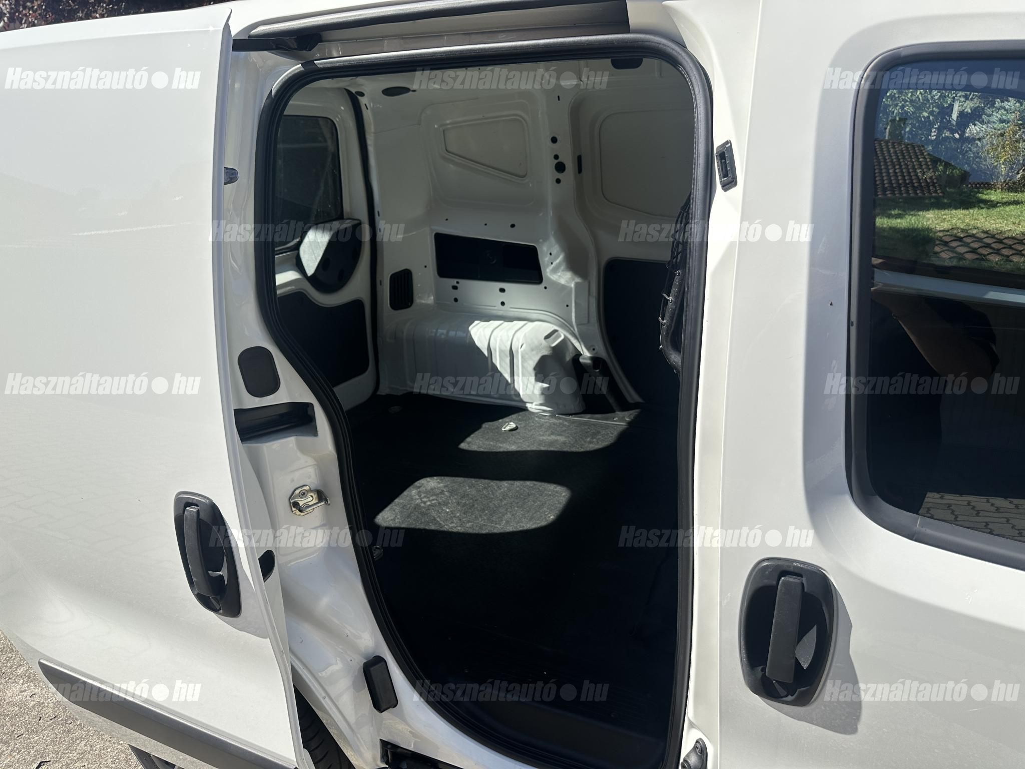PEUGEOT BIPPER 2014/6 - 1