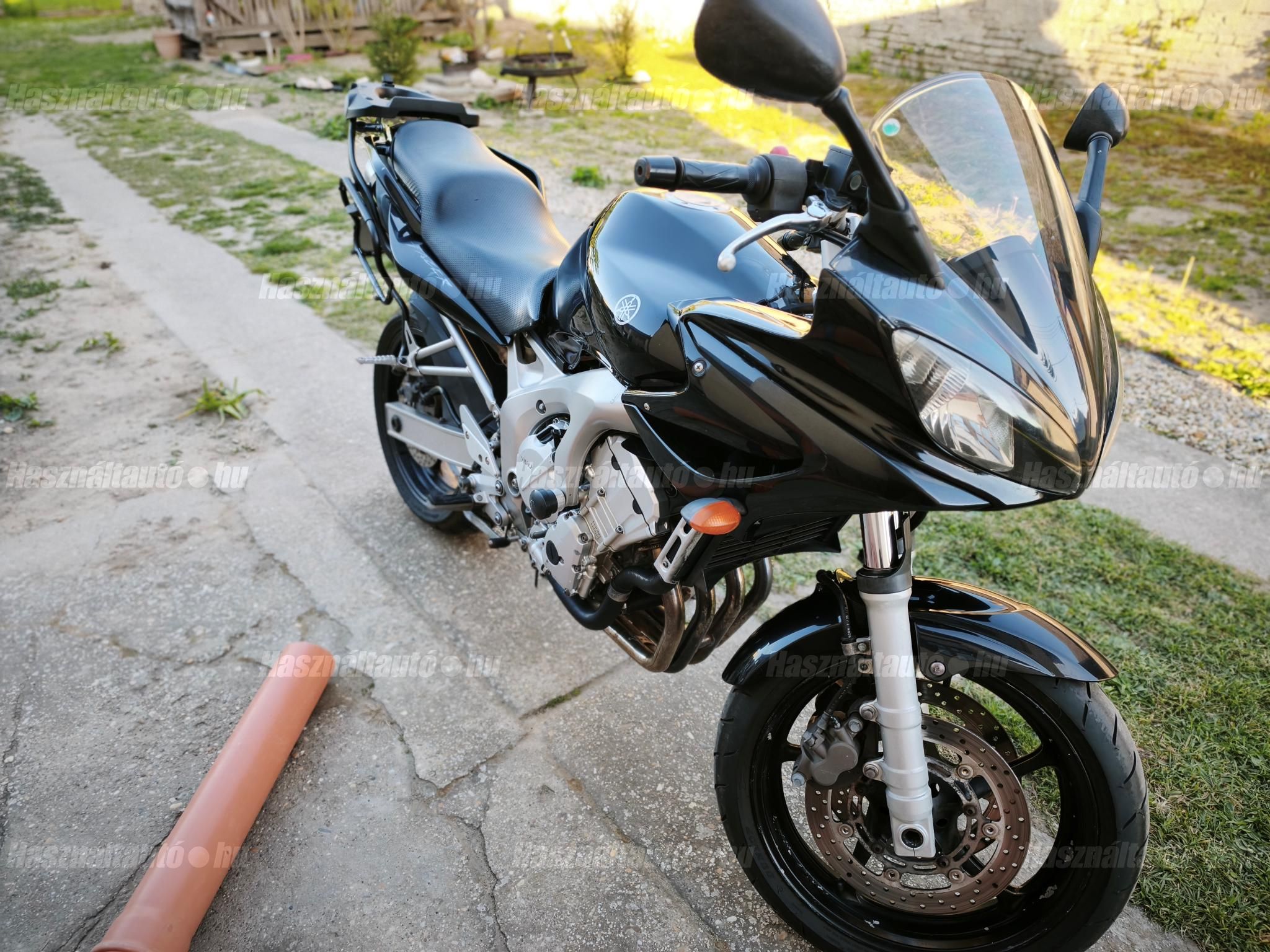 YAMAHA FZ6-S (FAZER) 2005/8 - 1