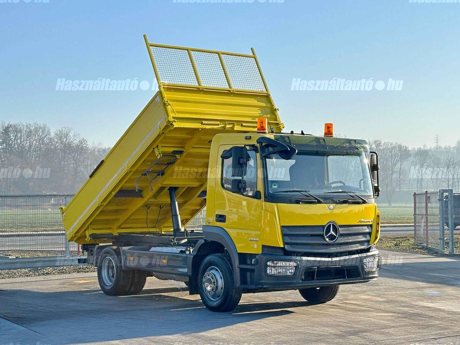 MERCEDES-BENZ 2015/5 - 1