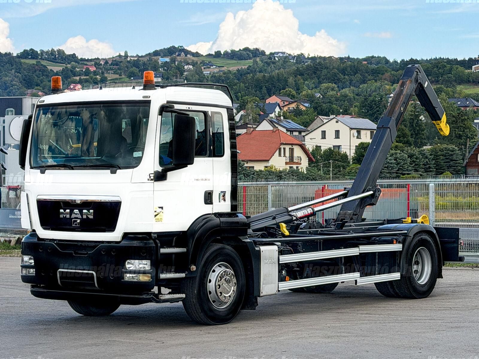 MAN 2010/1 - 1