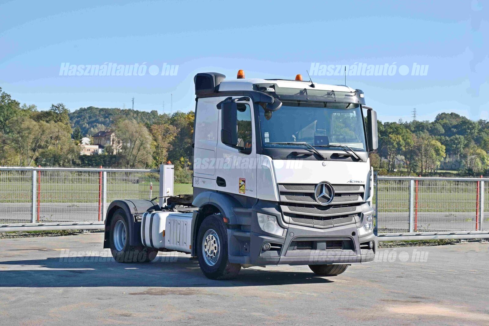 MERCEDES-BENZ 2018/3 - 1