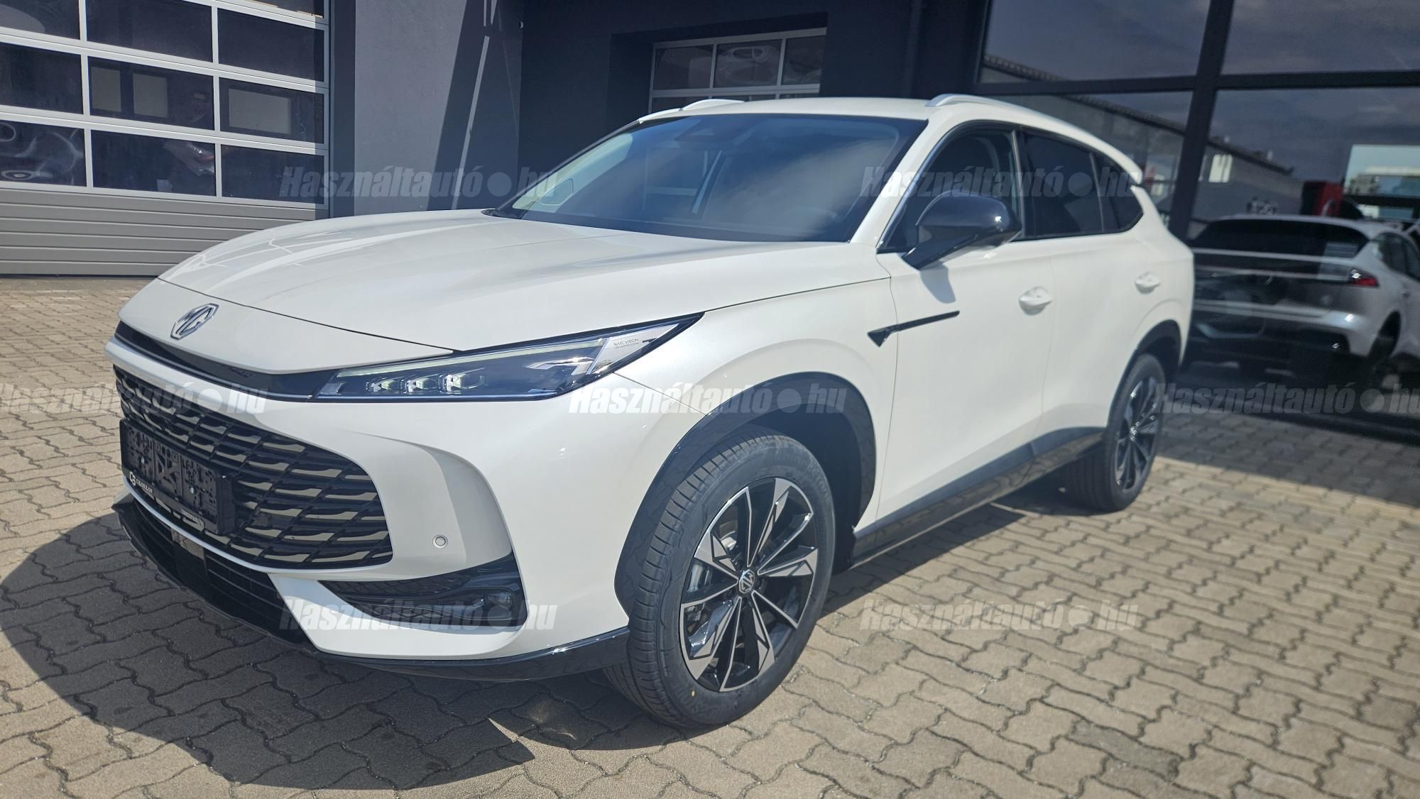 MG HS 2026/1 - 1