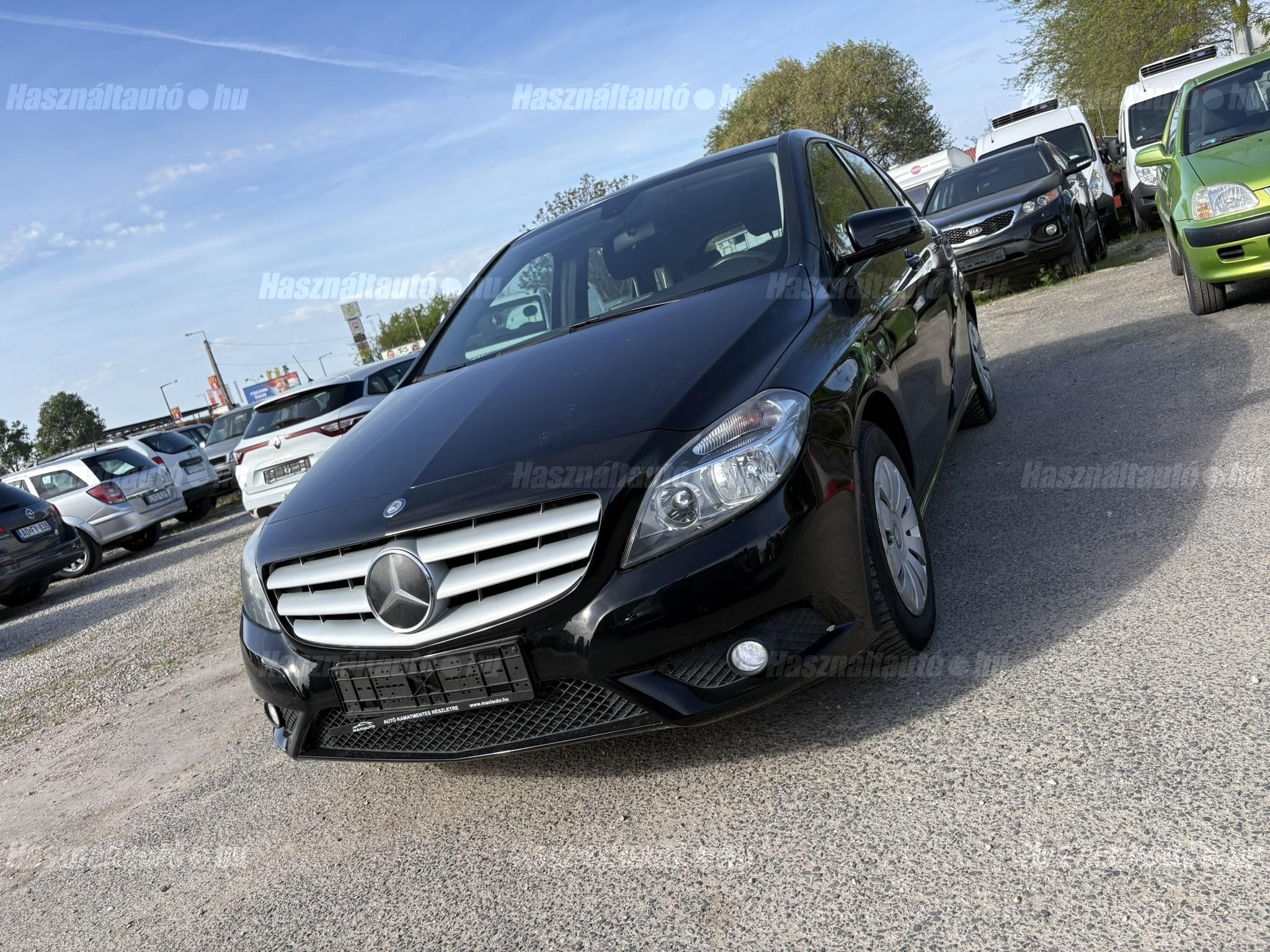 MERCEDES-BENZ B 180 2012/3 - 1