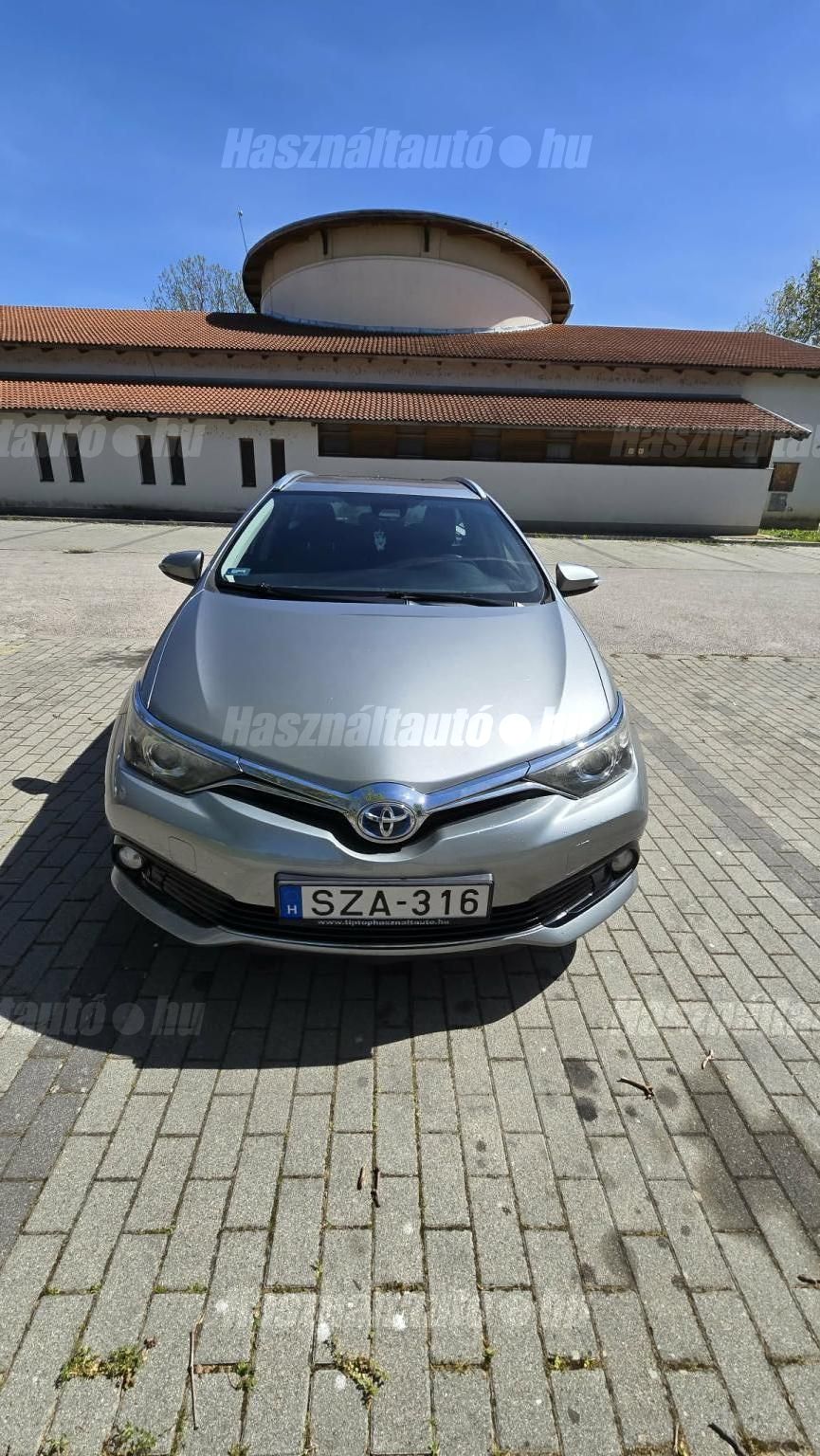 TOYOTA AURIS 2018/6 - 1