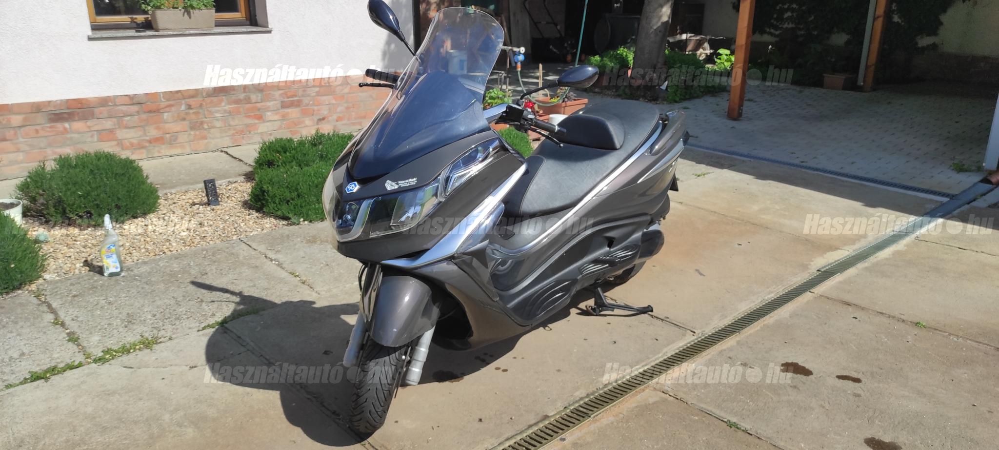 PIAGGIO X 10 350 2014/10 - 1