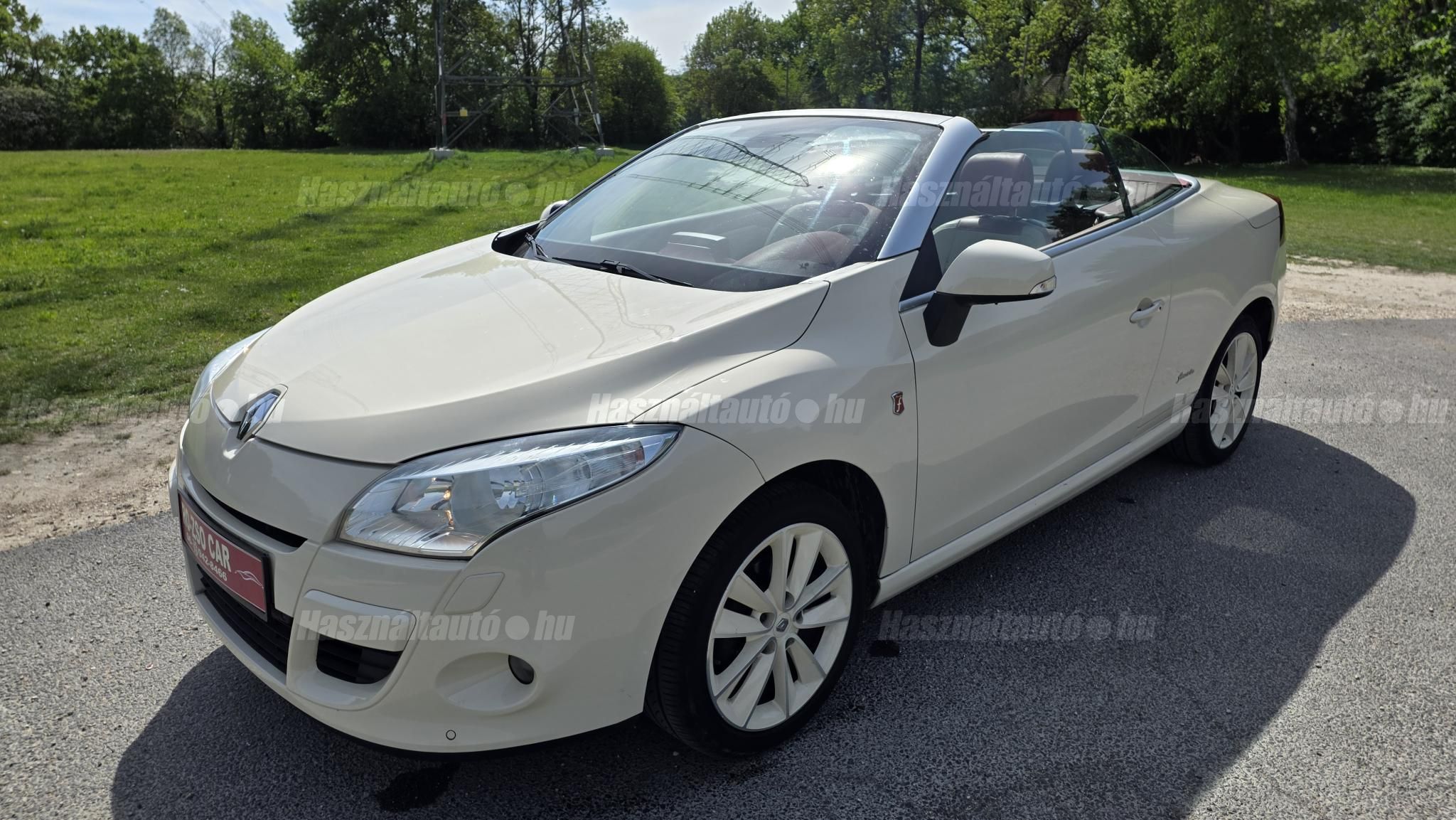 RENAULT MEGANE 2012/9 - 1