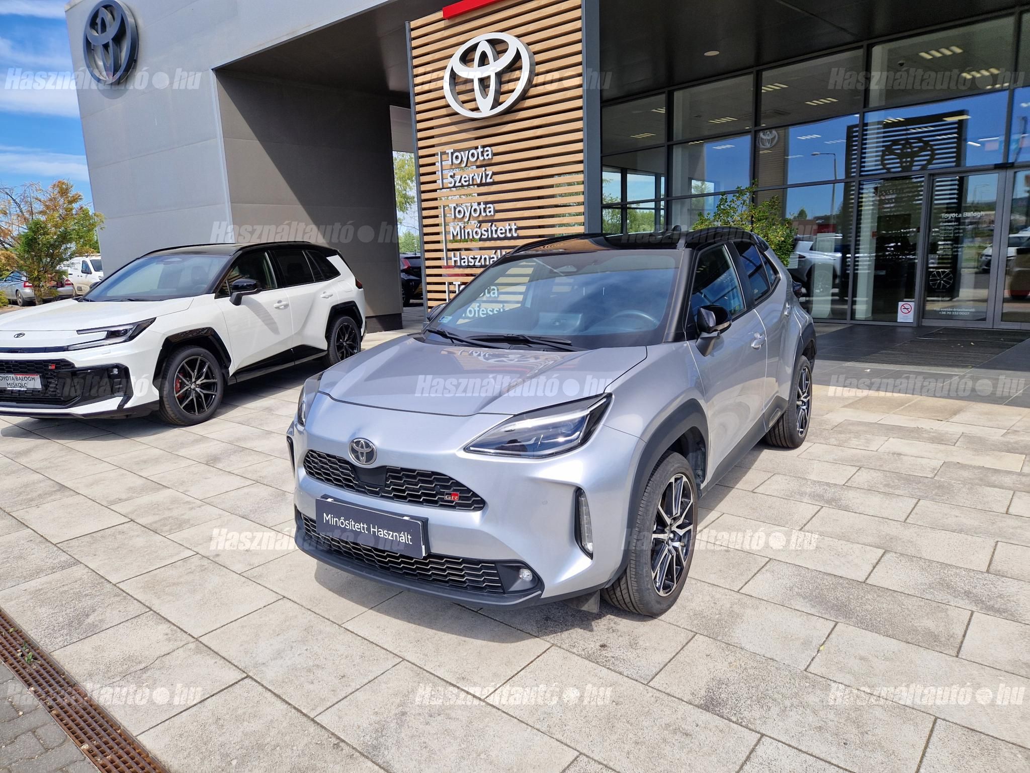 TOYOTA YARIS CROSS 2024 - 1