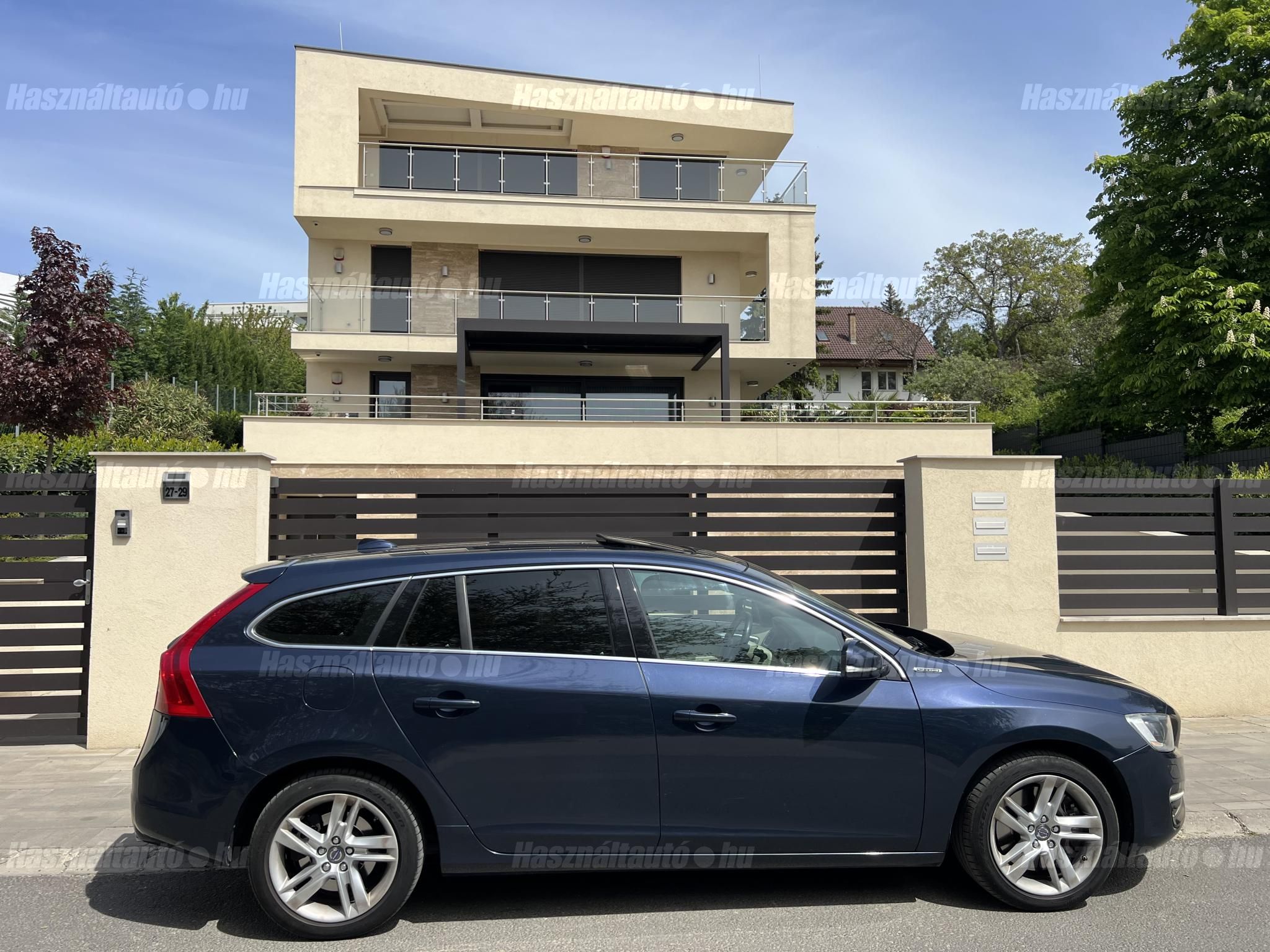 VOLVO V60 2015/2 - 1
