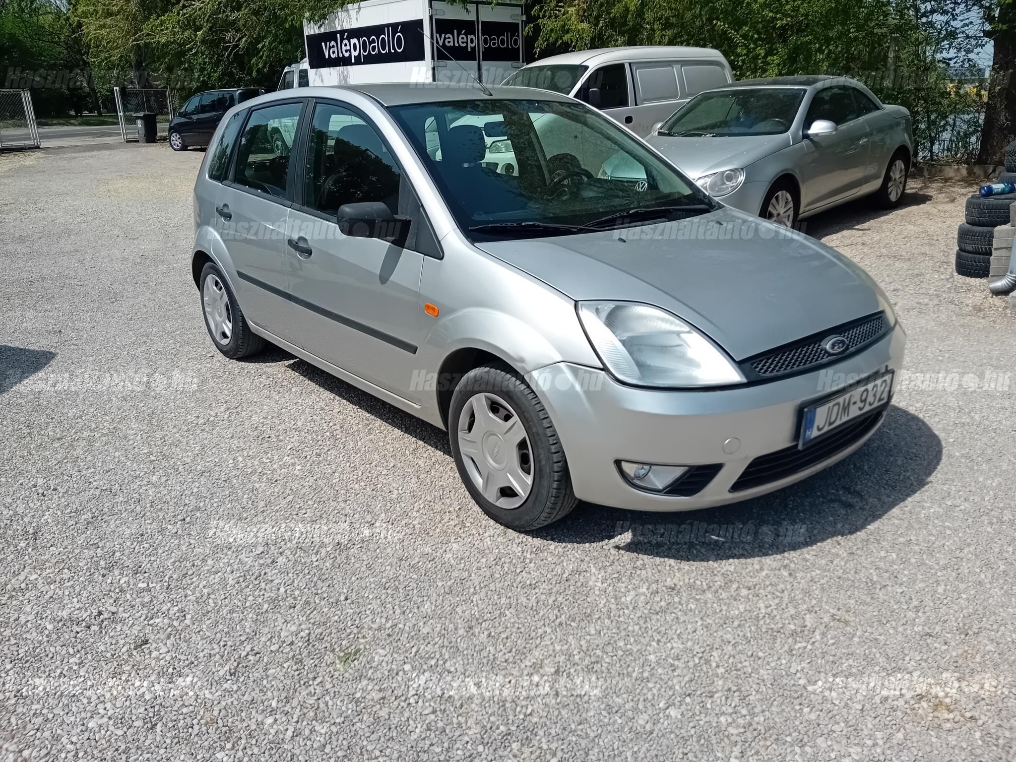 FORD FIESTA 2004/5 - 1