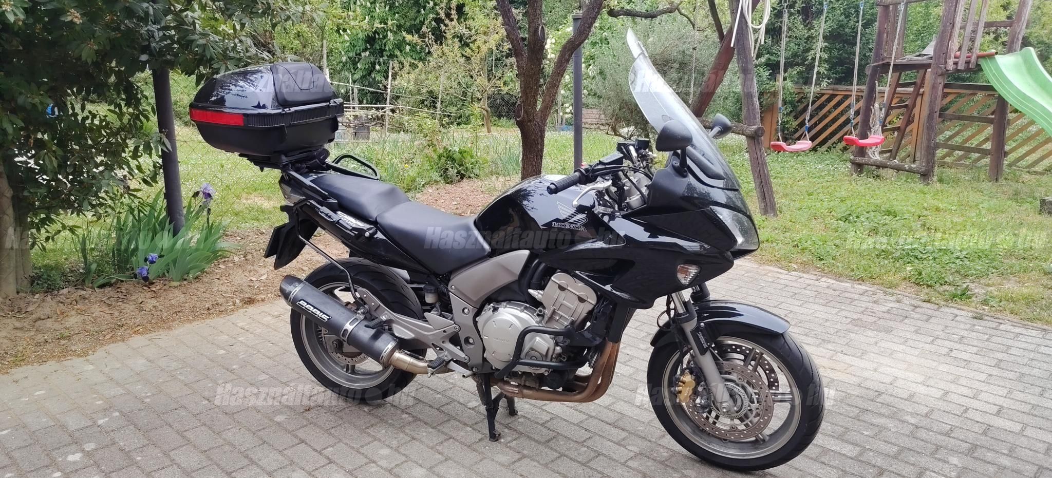 HONDA CBF 1000 2010/6 - 1