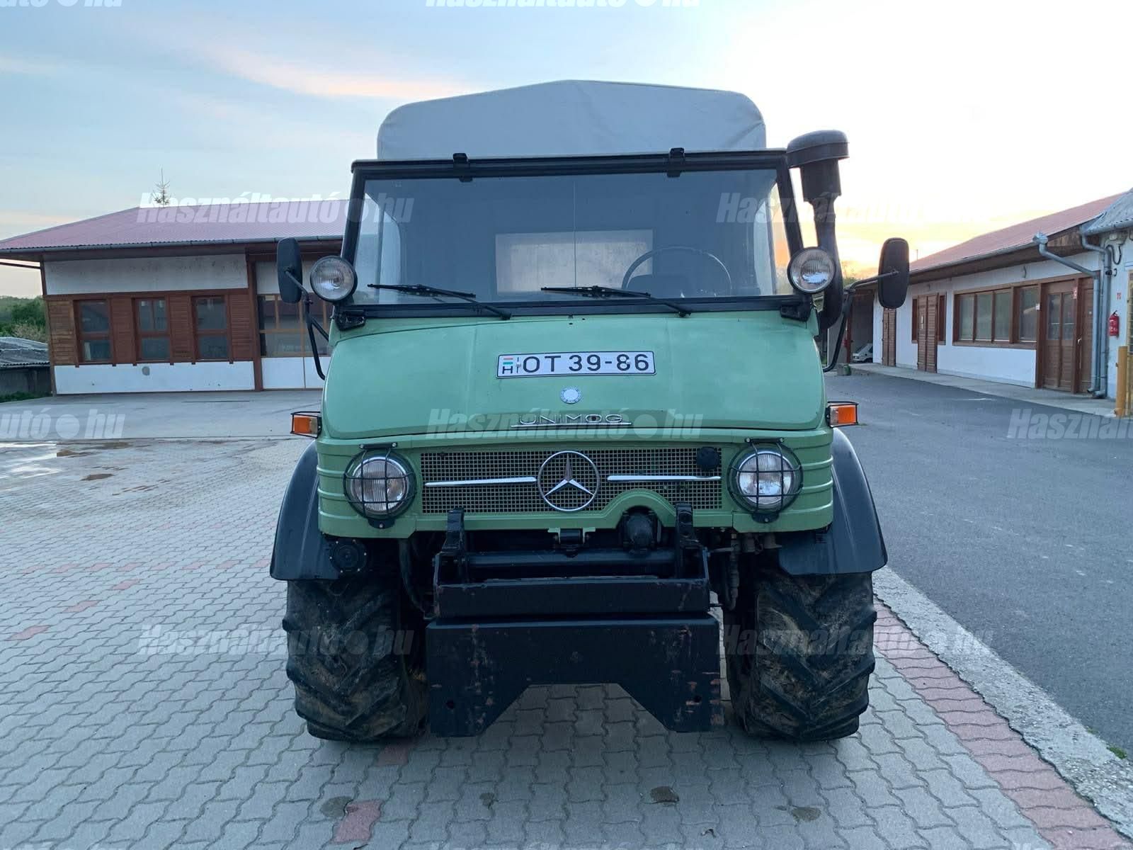 MERCEDES-BENZ 1974/4 - 1