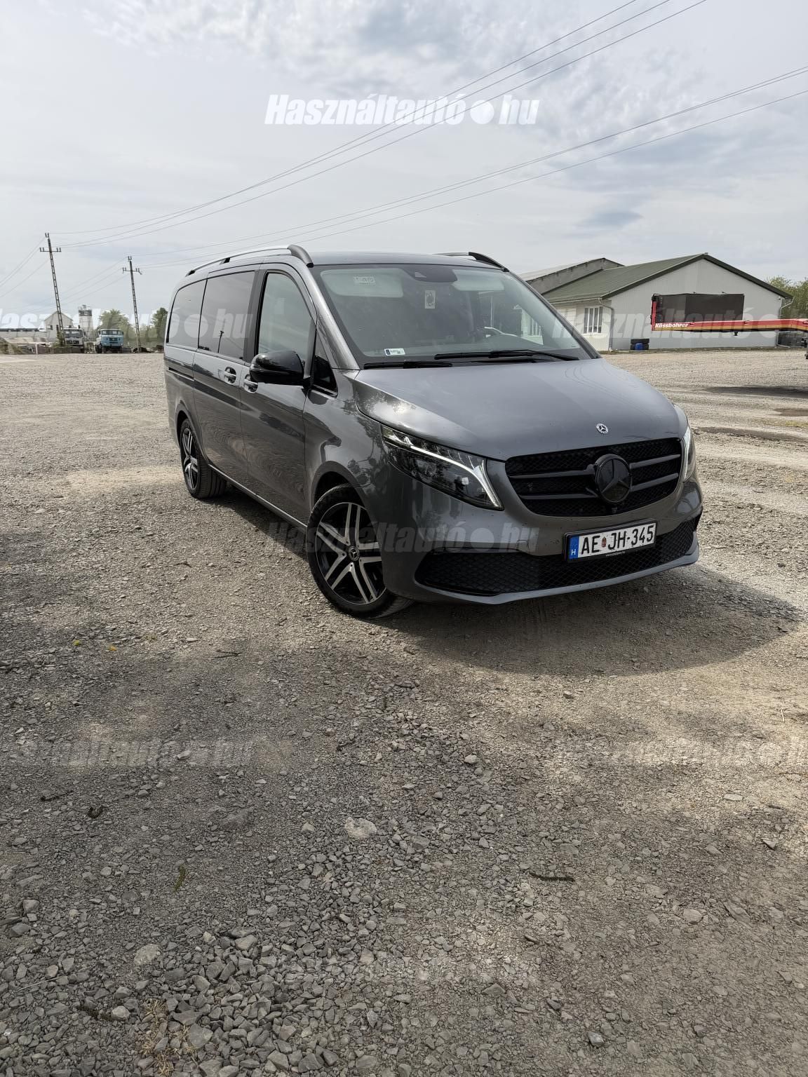 MERCEDES-BENZ V-OSZTÁLY 2023/5 - 1