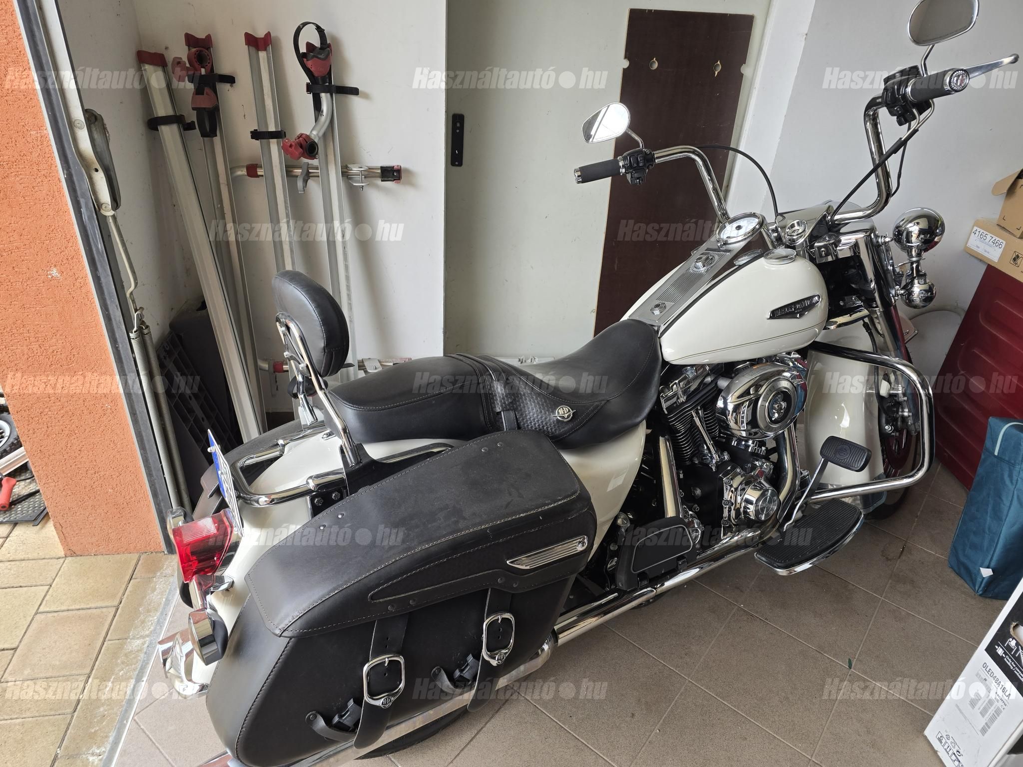 HARLEY-DAVIDSON ROAD KING CLASSIC 2007/10 - 1