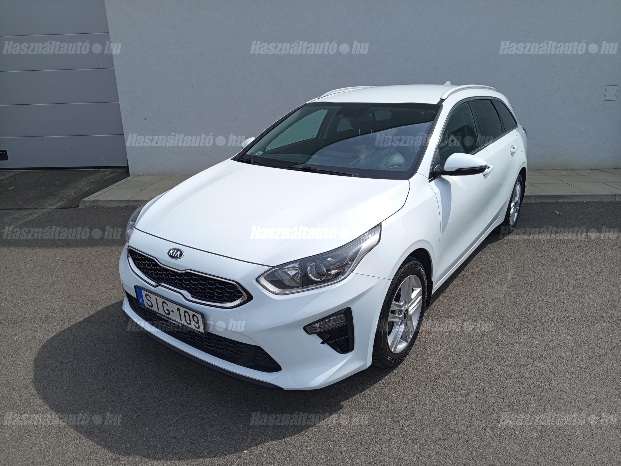KIA CEE'D 2020/8 - 1