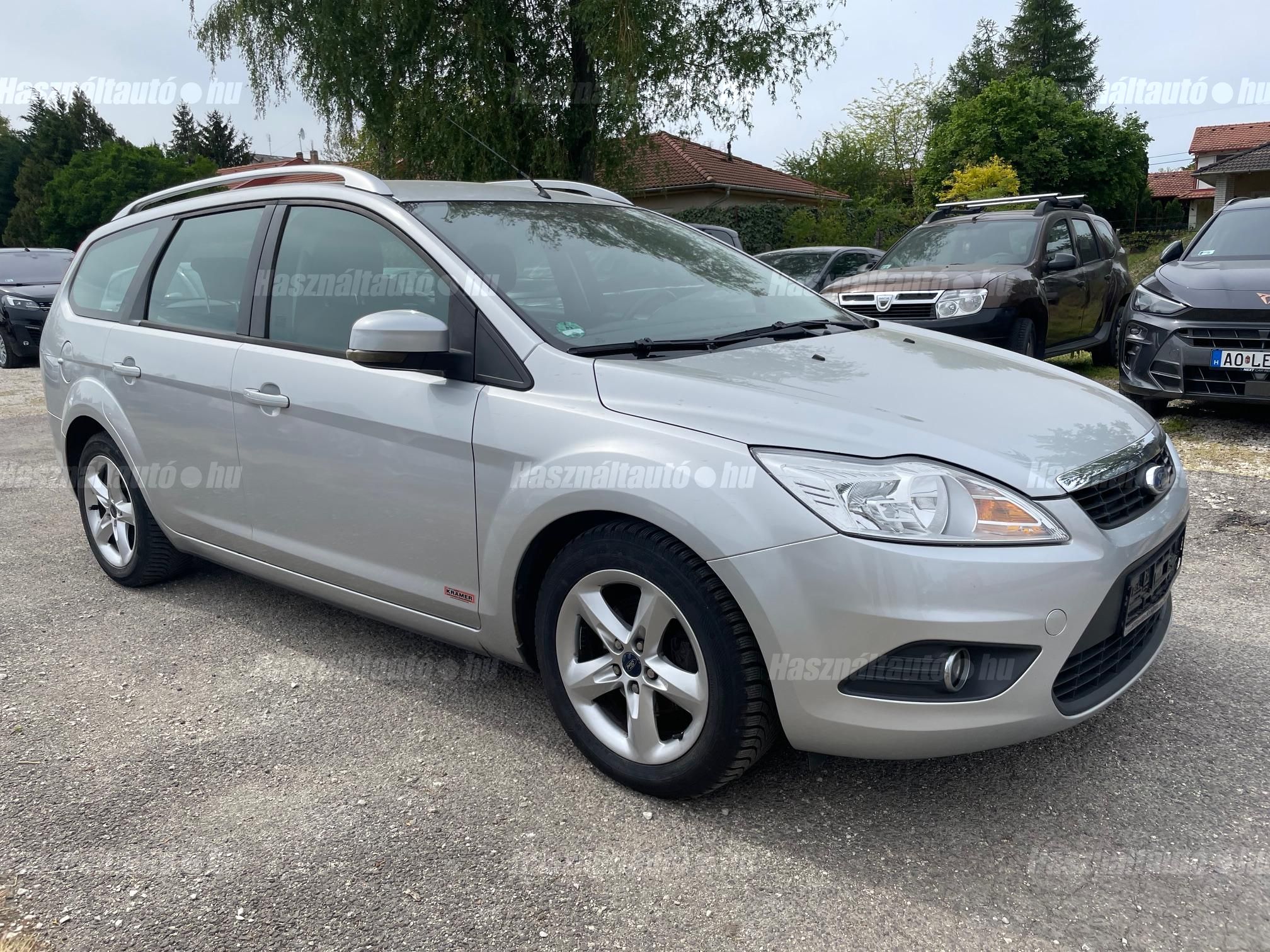 FORD FOCUS 2010/9 - 1