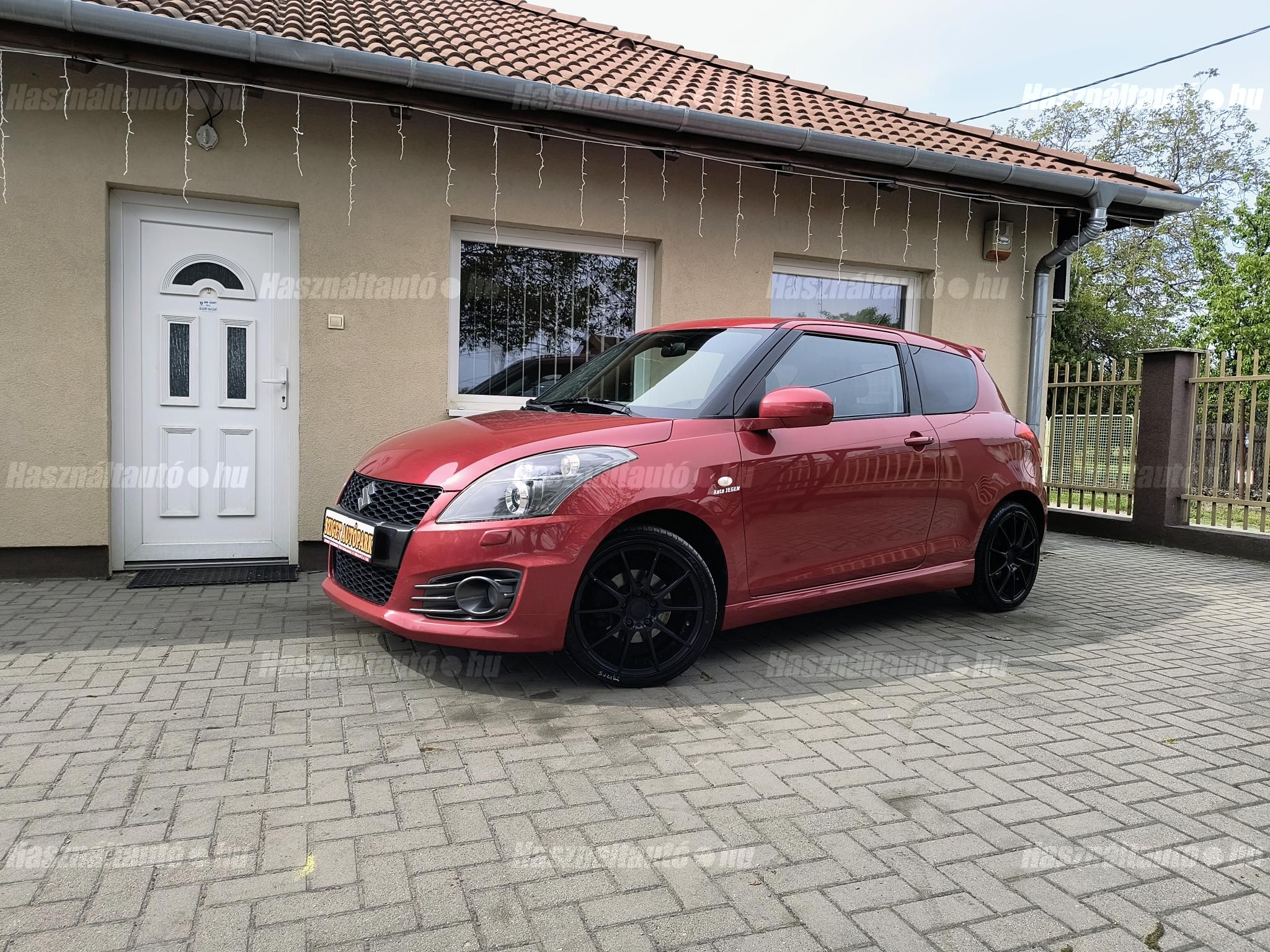 SUZUKI SWIFT 2012/5 - 1