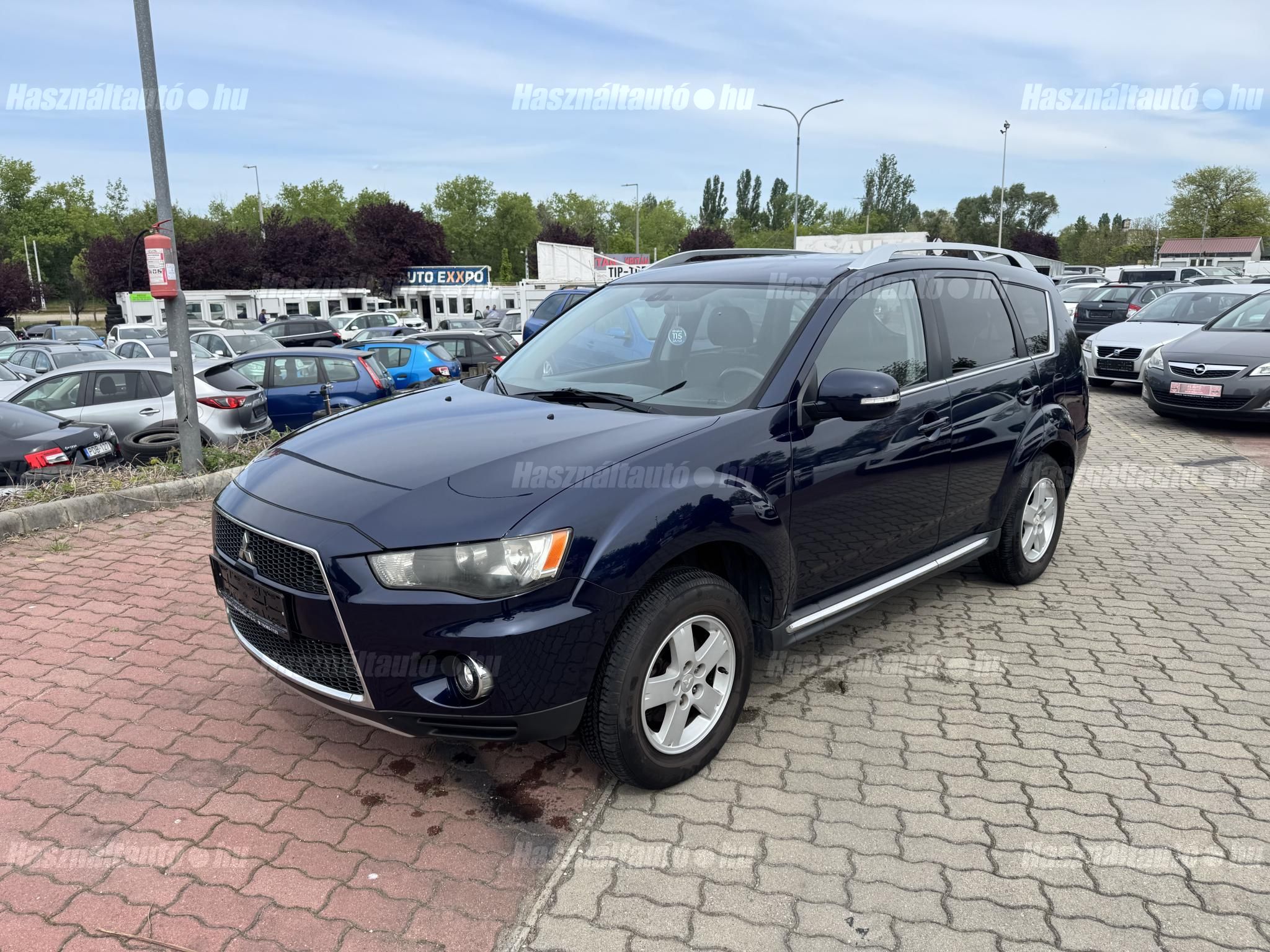 MITSUBISHI OUTLANDER 2010/2 - 1