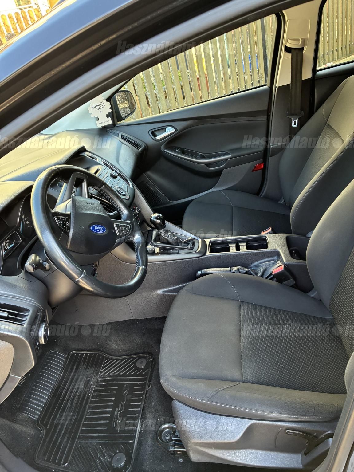 FORD FOCUS 2016/5 - 1
