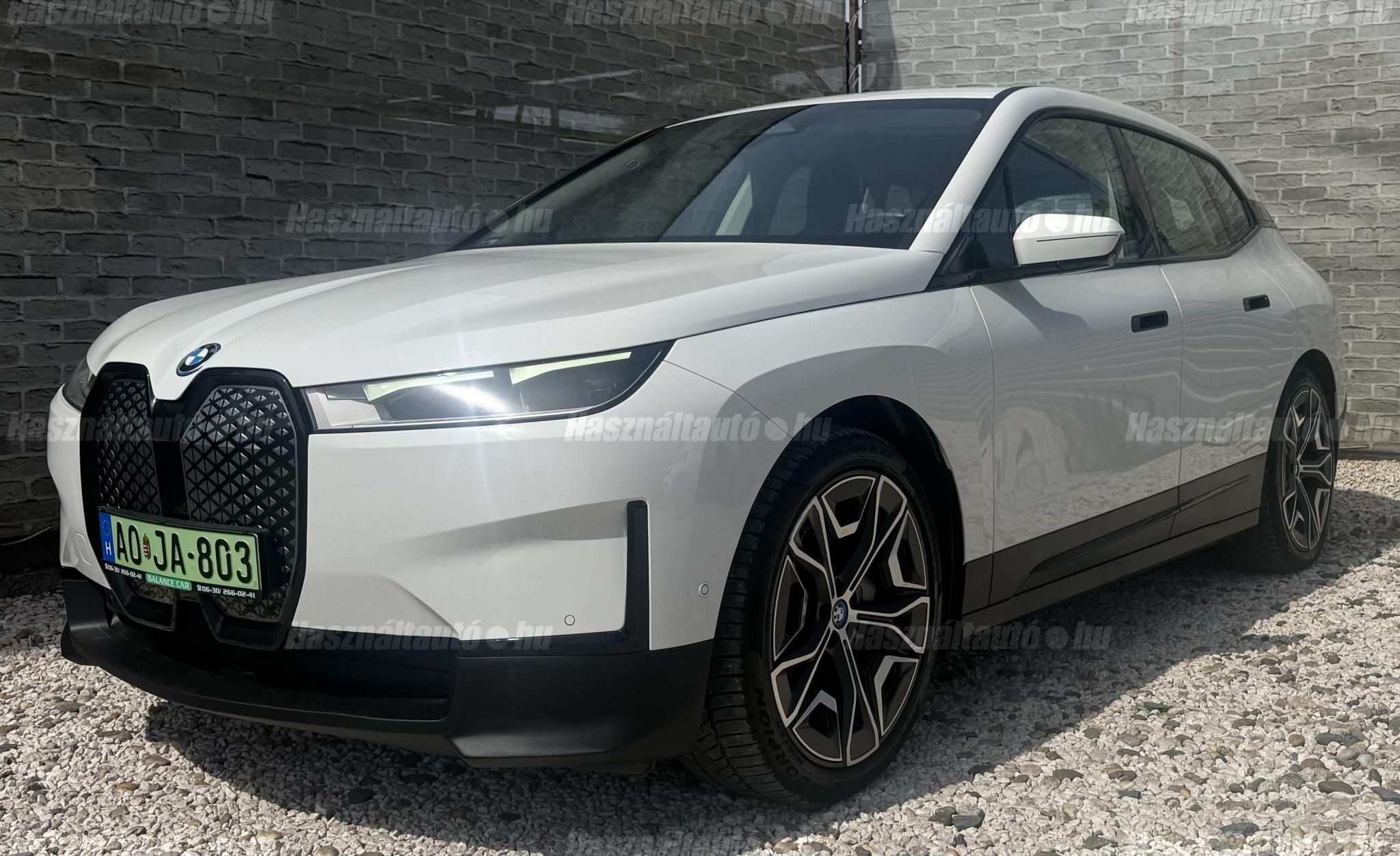 BMW IX 2021/12 - 1