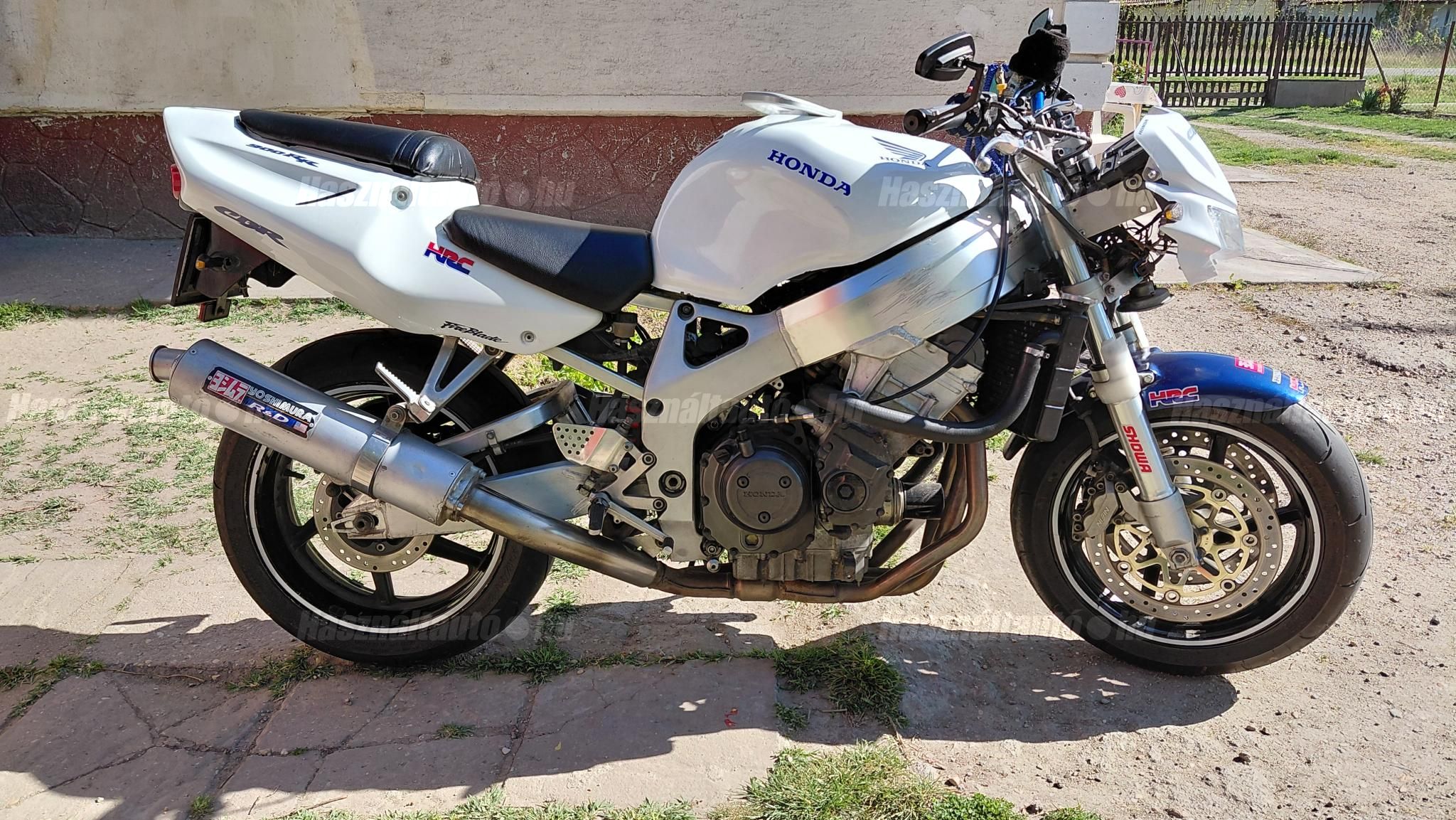 HONDA CBR 900 RR 1999/4 - 1