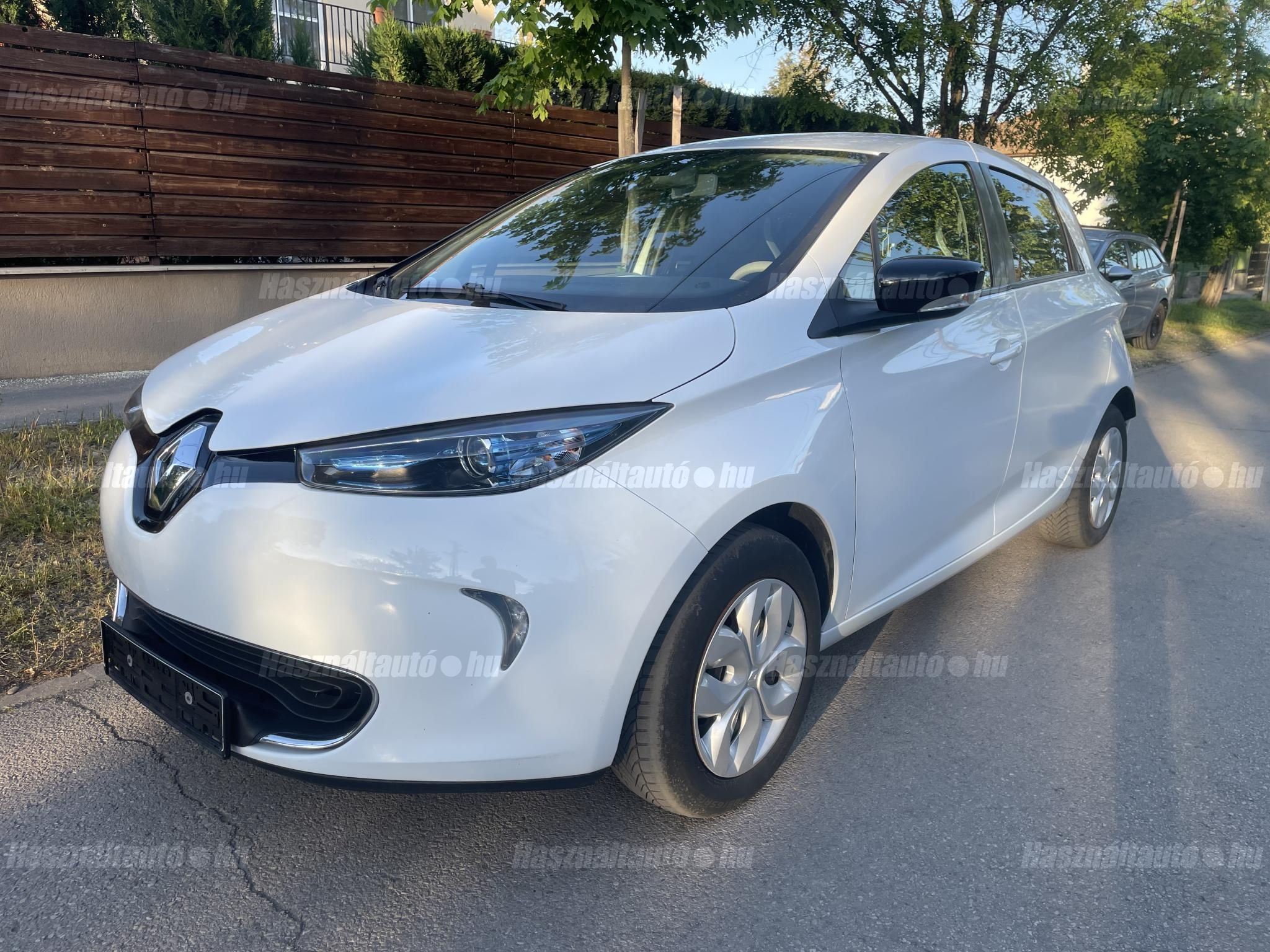 RENAULT ZOE 2016/3 - 1
