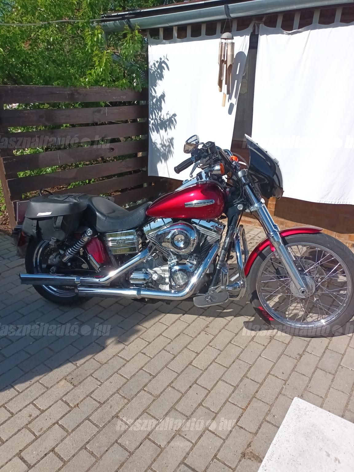 HARLEY-DAVIDSON DYNA 2008 - 1