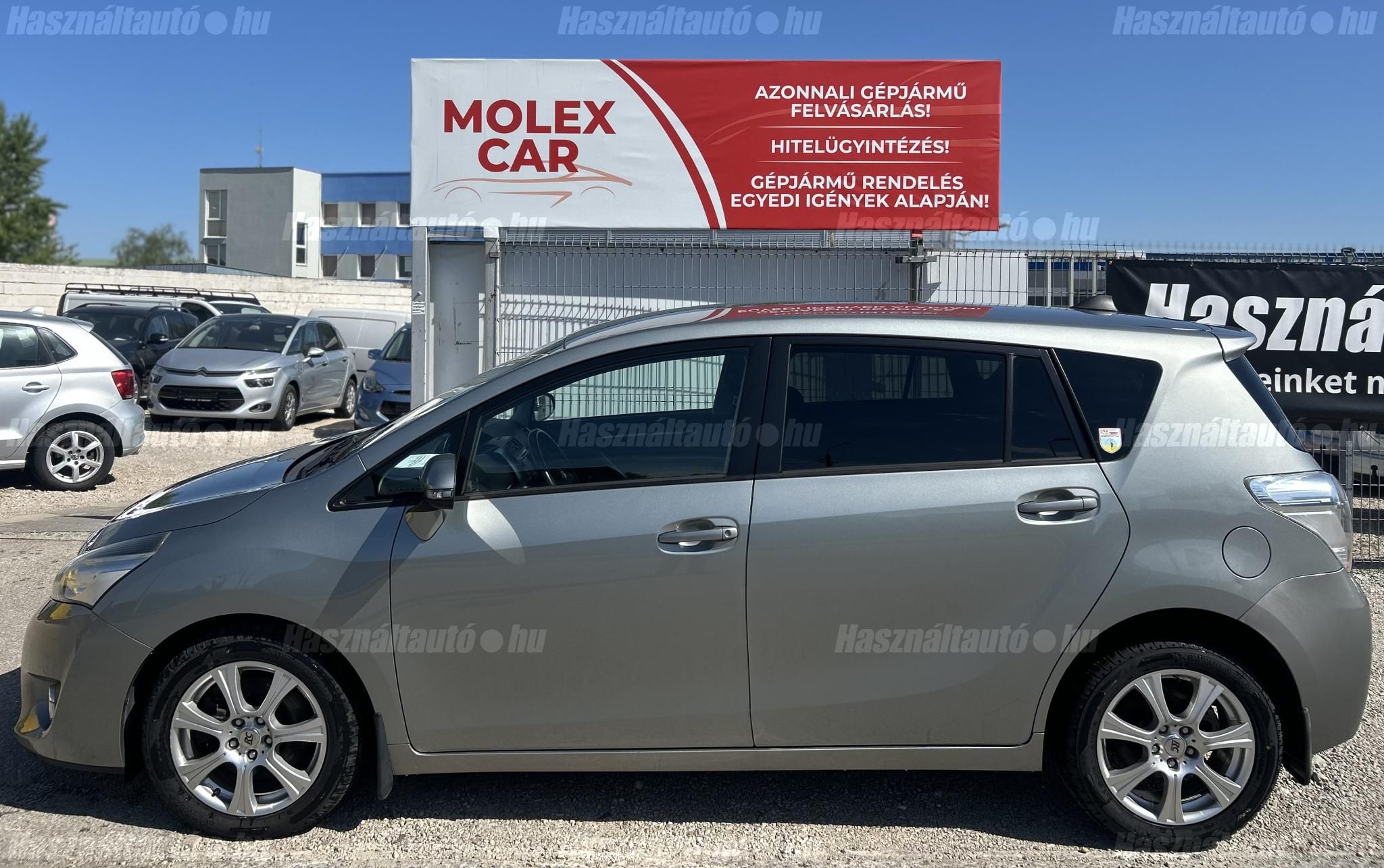 TOYOTA VERSO 2013/11 - 1